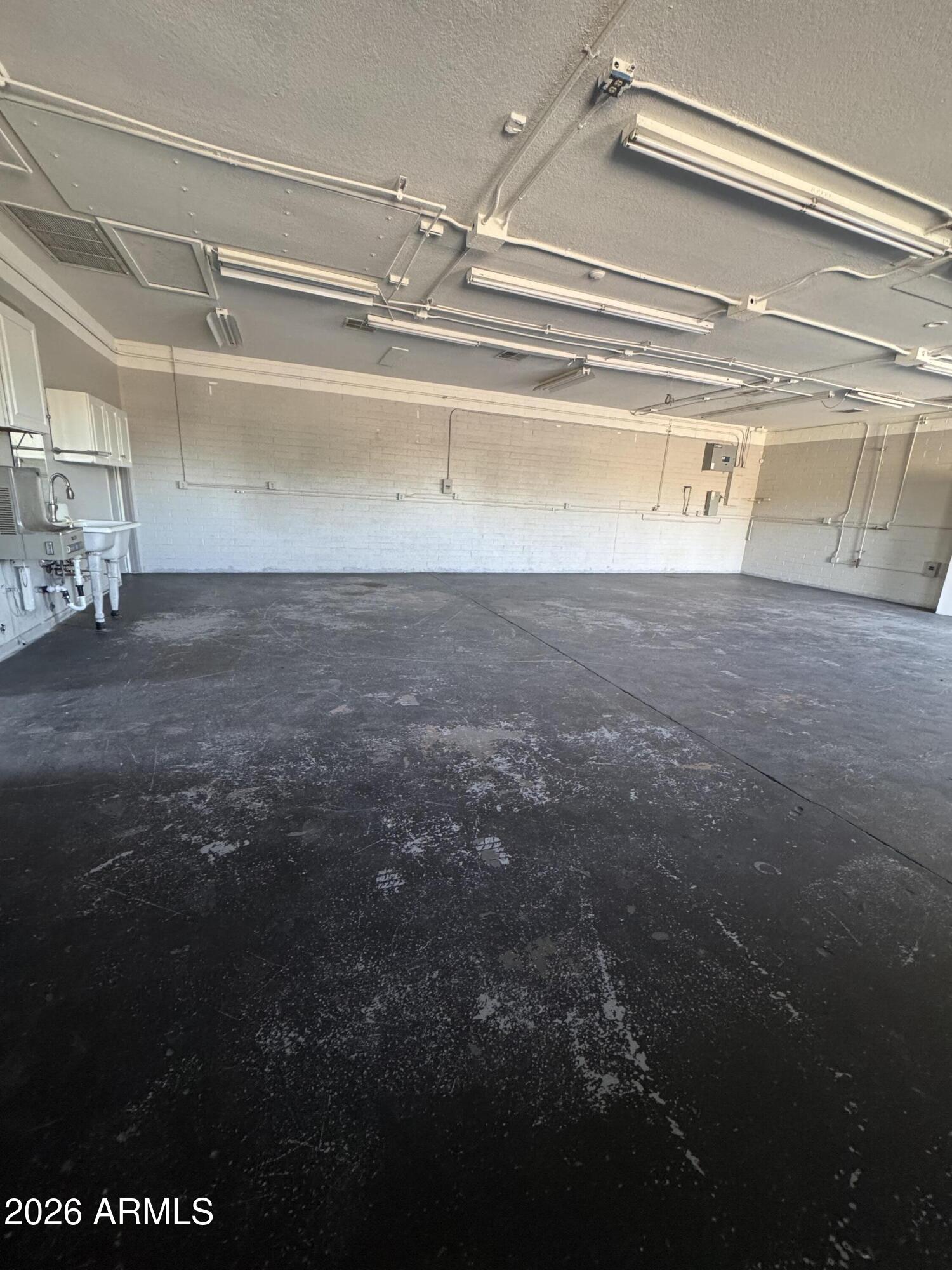 CAMPO BELLO - Commercial Sale