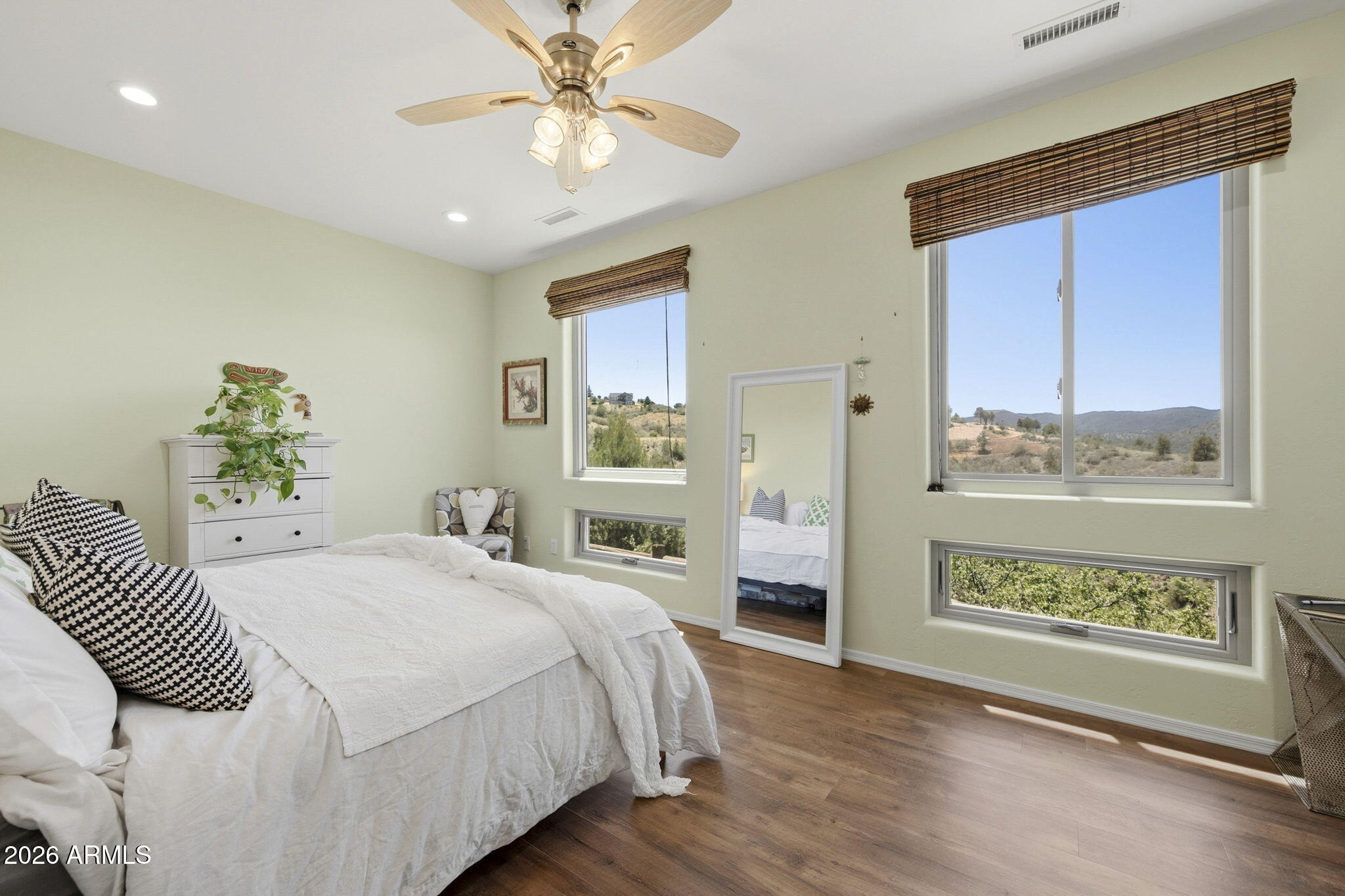 LYNX MOUNTAIN VIEW ESTATES 2 - Residential
