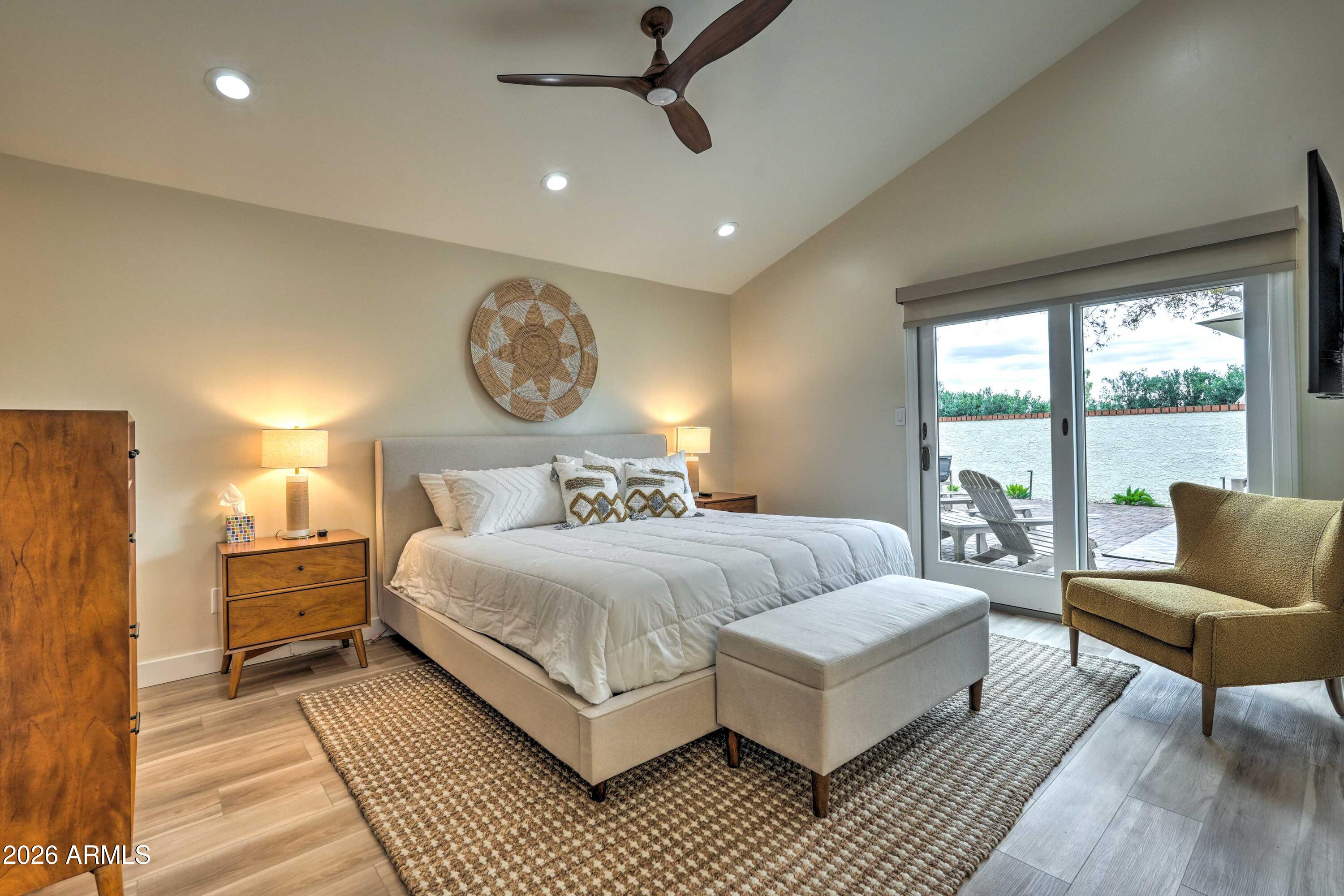 SPANISH OAKS - Residential