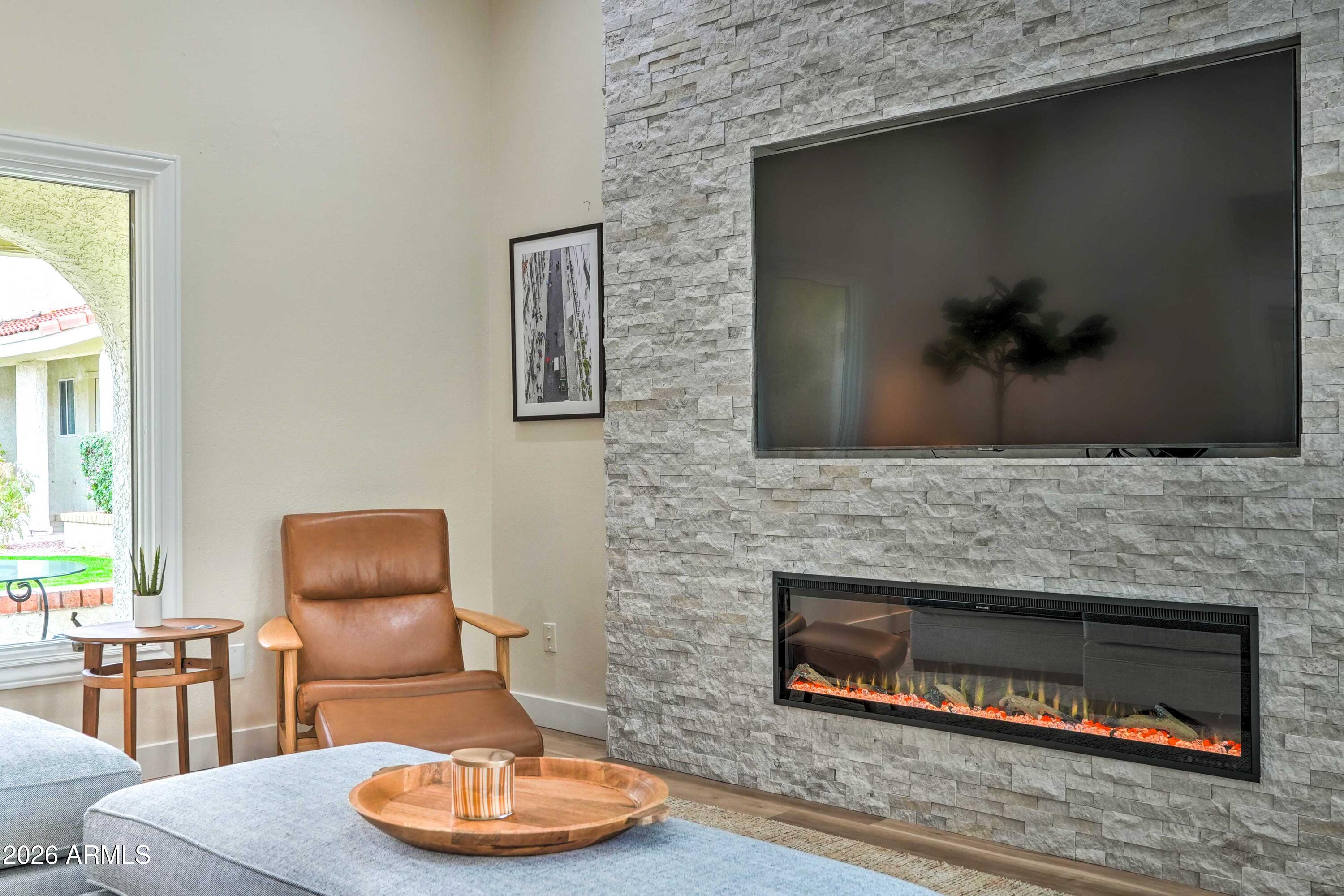 SPANISH OAKS - Residential