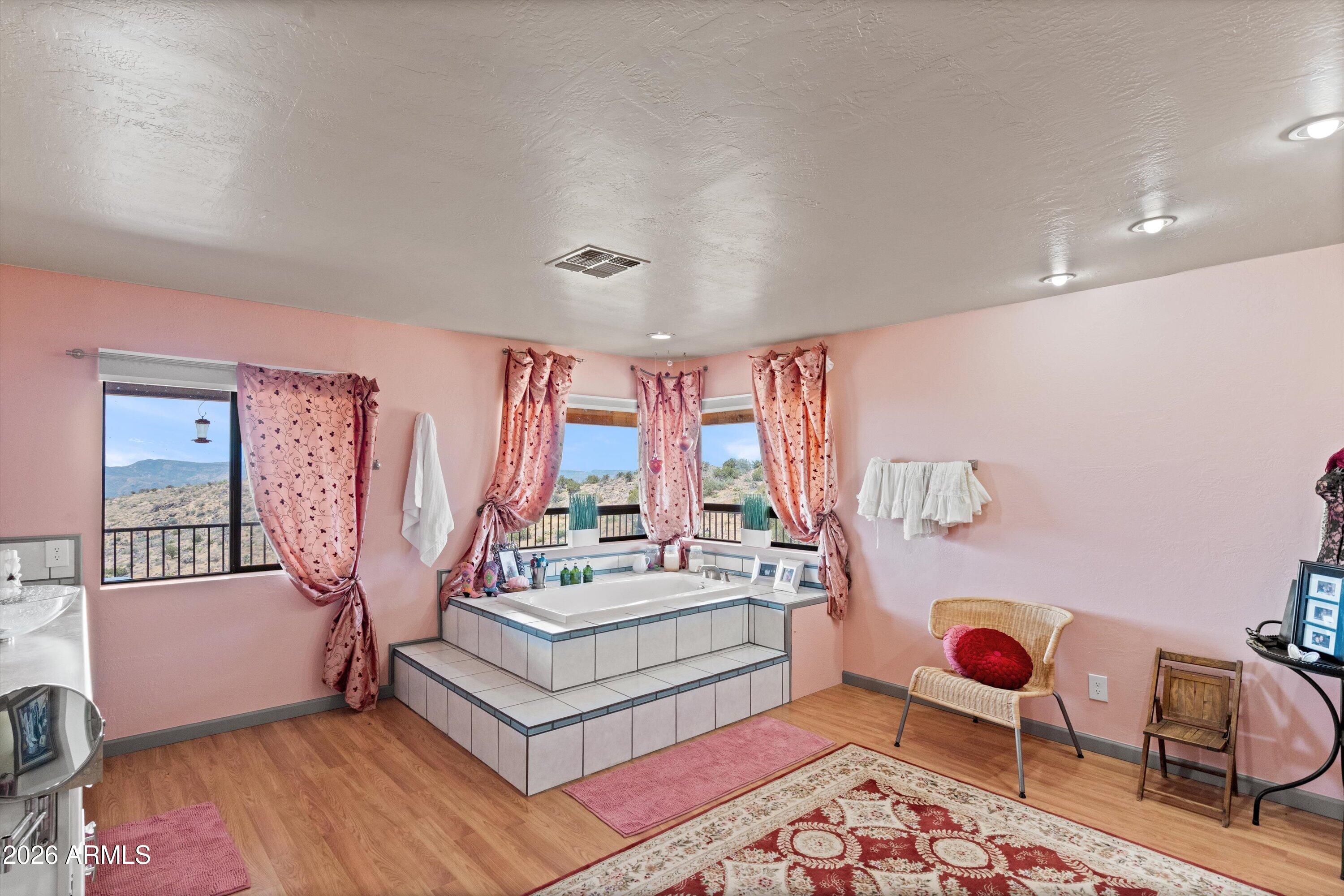 Metes and Bounds - Residential