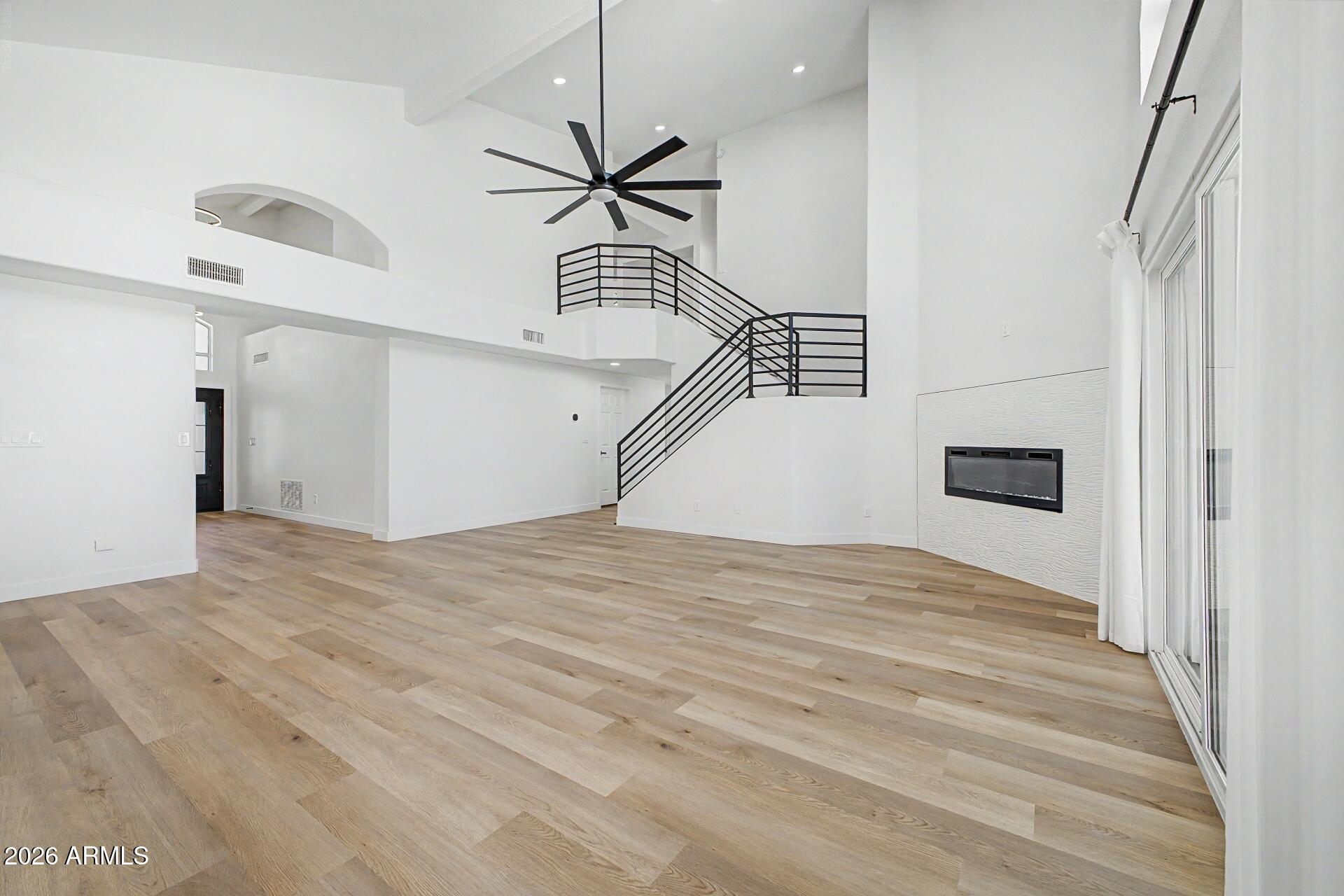 SHADOW ROCK AT THE FOOTHILLS - Residential