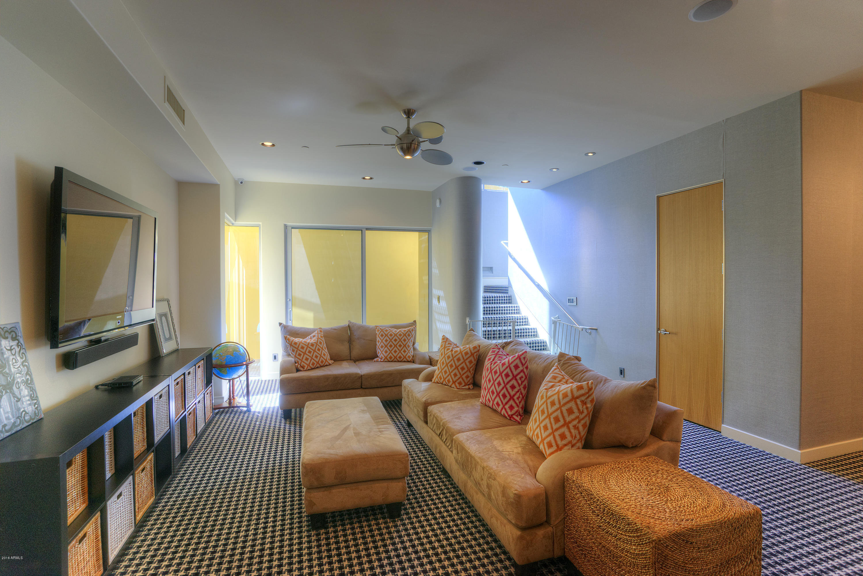 LOS VECINOS - Residential