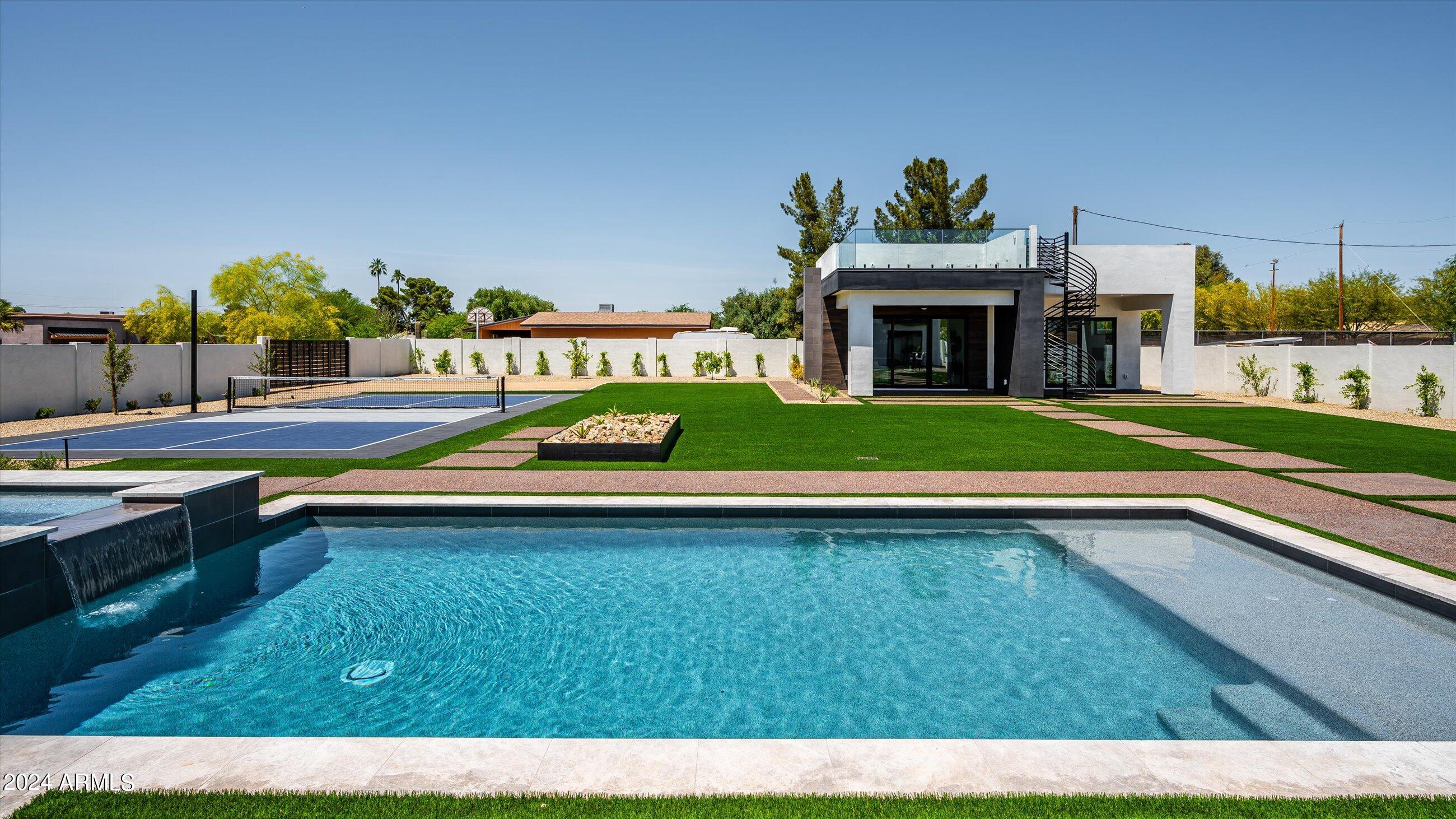 DESERT ESTATES 12 - Residential