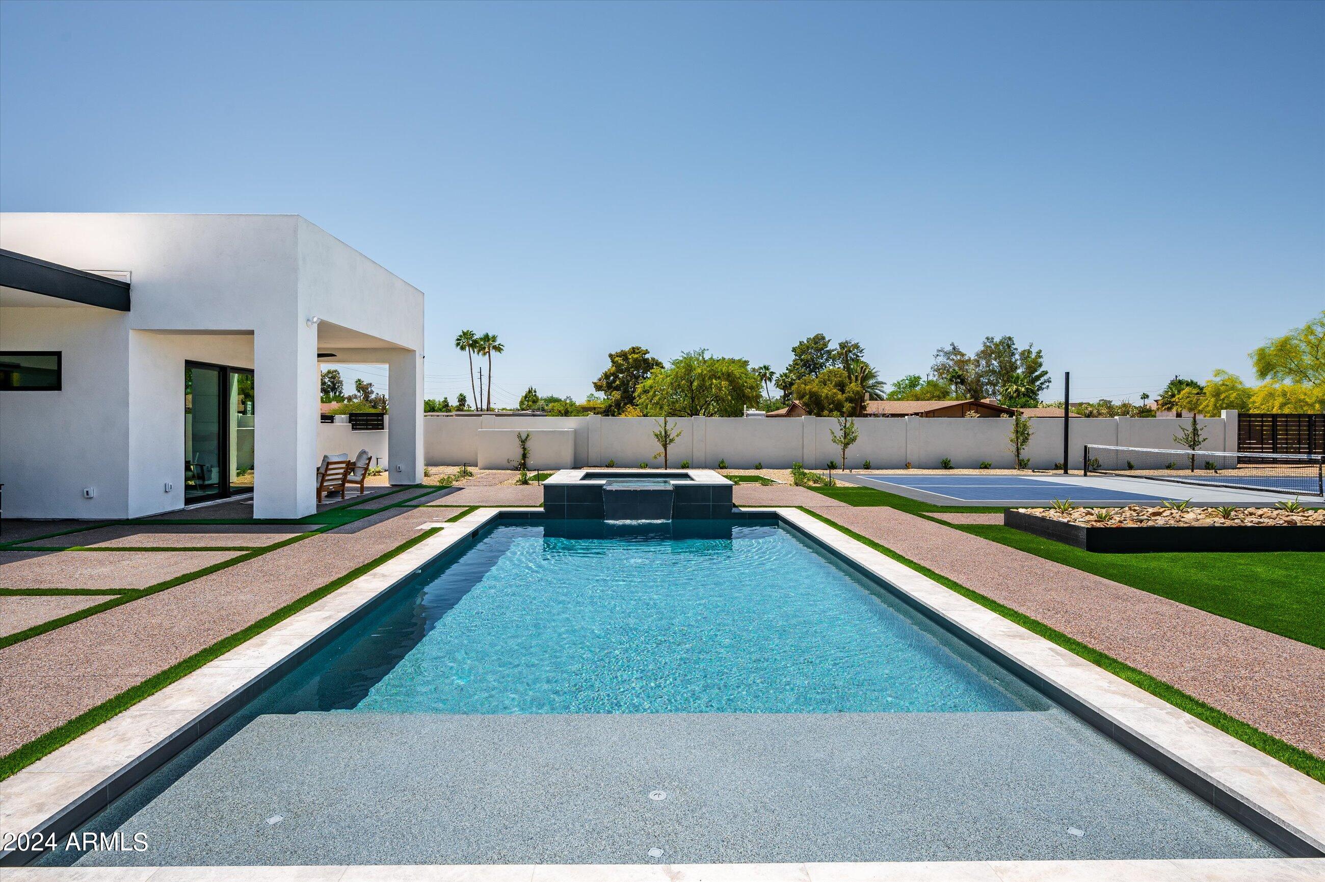 DESERT ESTATES 12 - Residential
