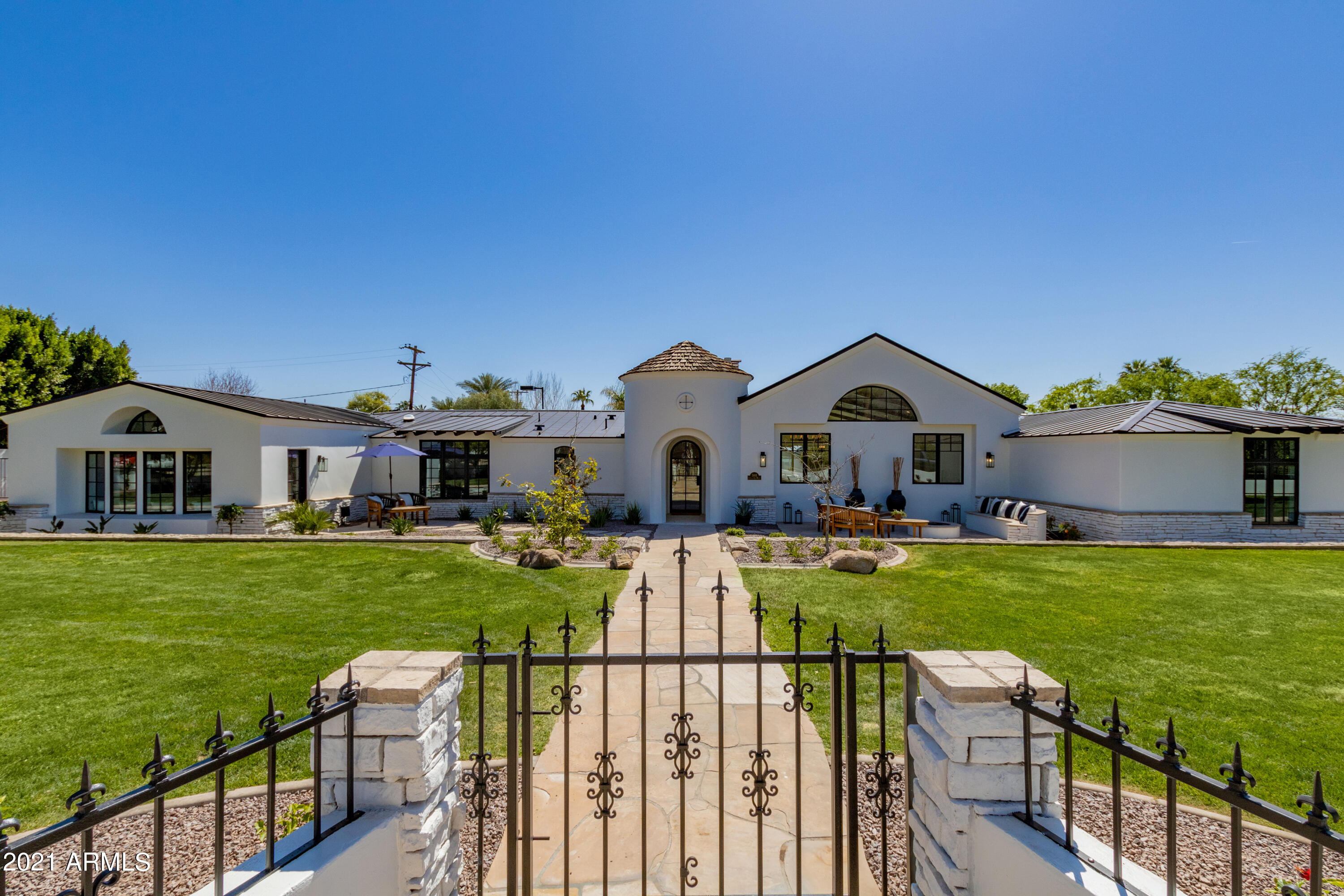 METES & BOUNDS - Residential