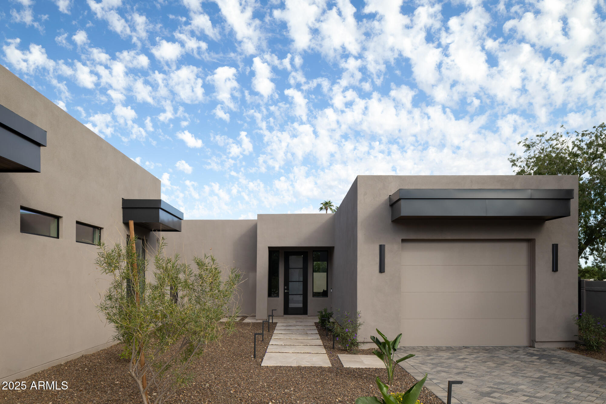 DESERT TRAILS - Residential