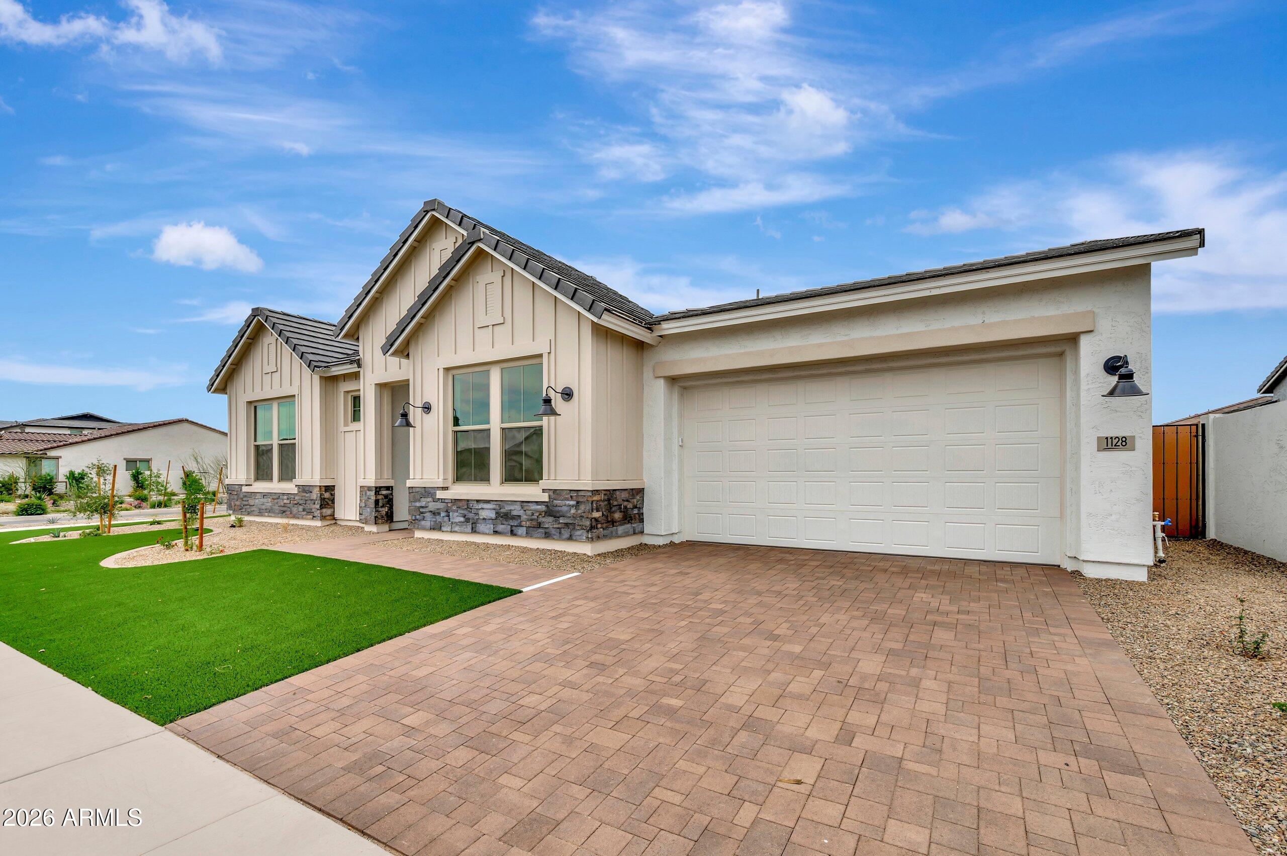 BLOSSOM ROCK PHASE 1 2022084918 - Residential