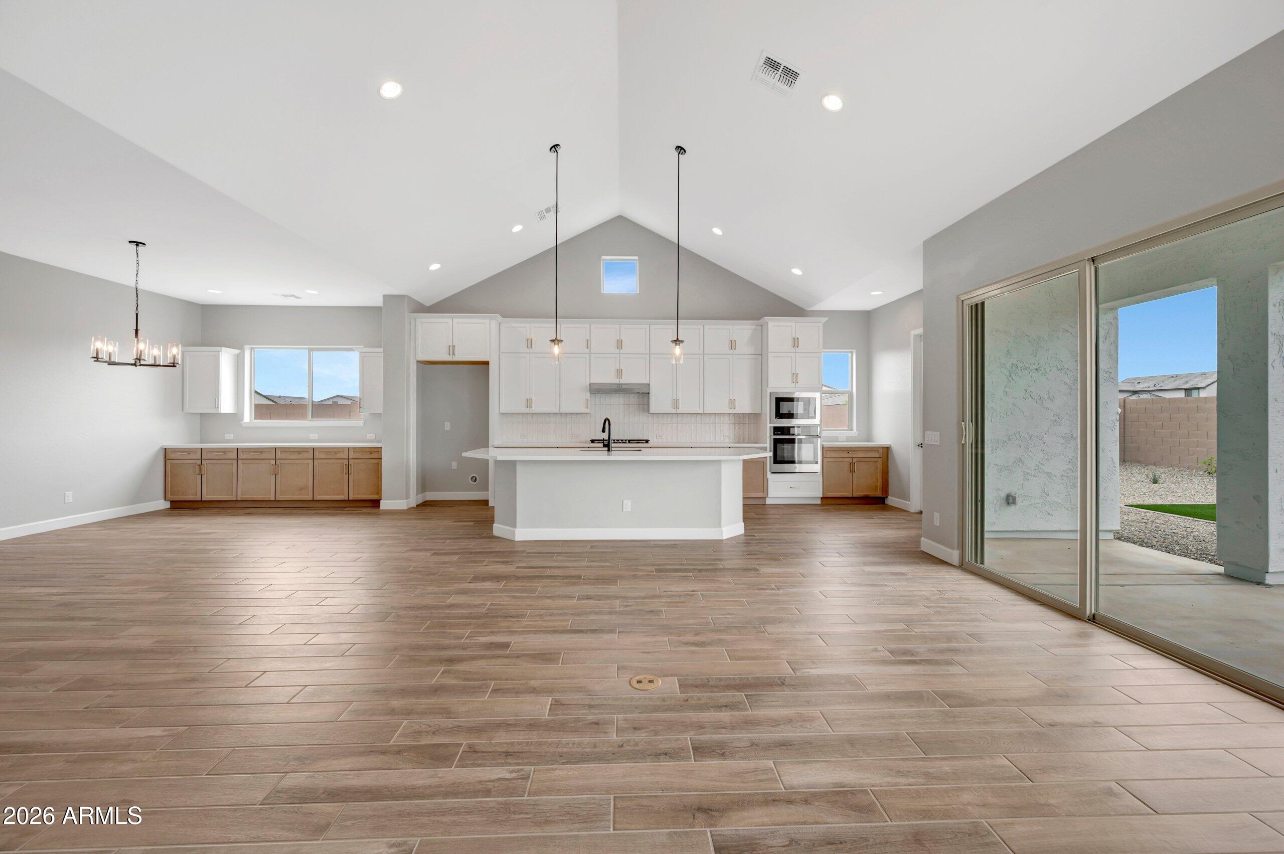 BLOSSOM ROCK PHASE 1 2022084918 - Residential