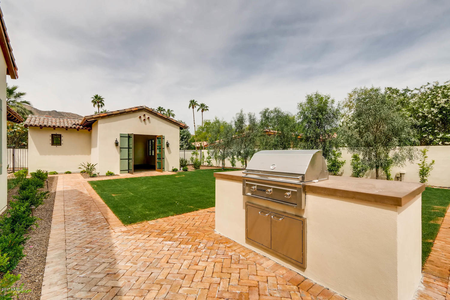 FRANCISCAN TERRACE - Residential