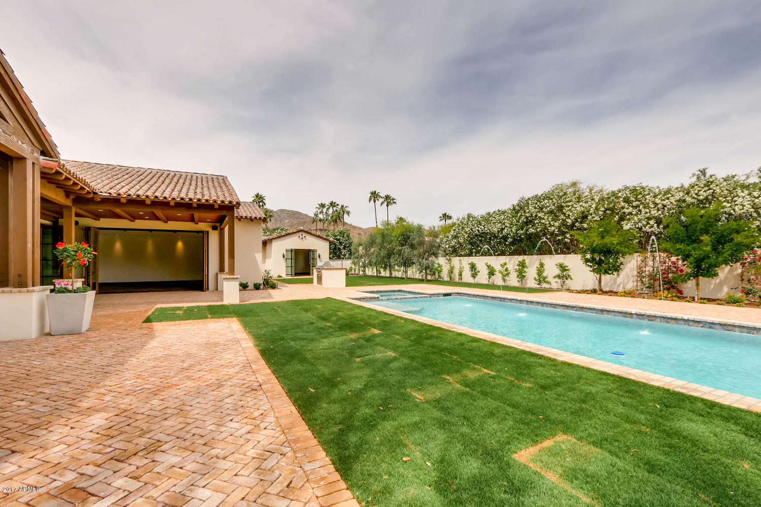 FRANCISCAN TERRACE - Residential