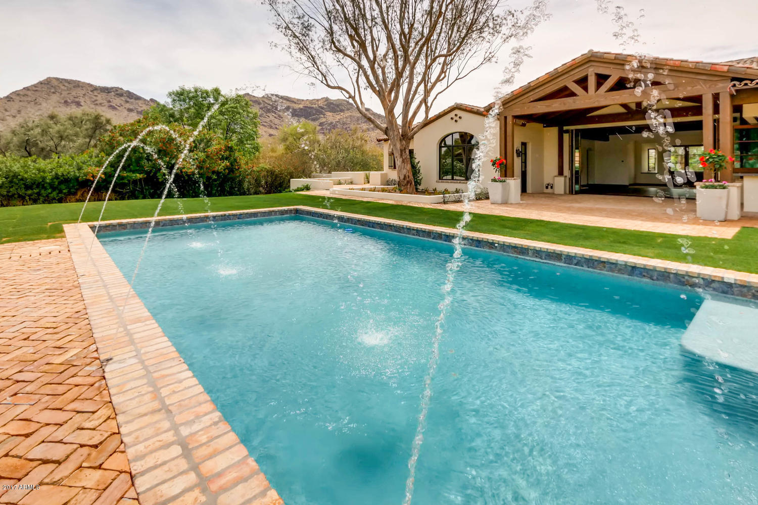 FRANCISCAN TERRACE - Residential