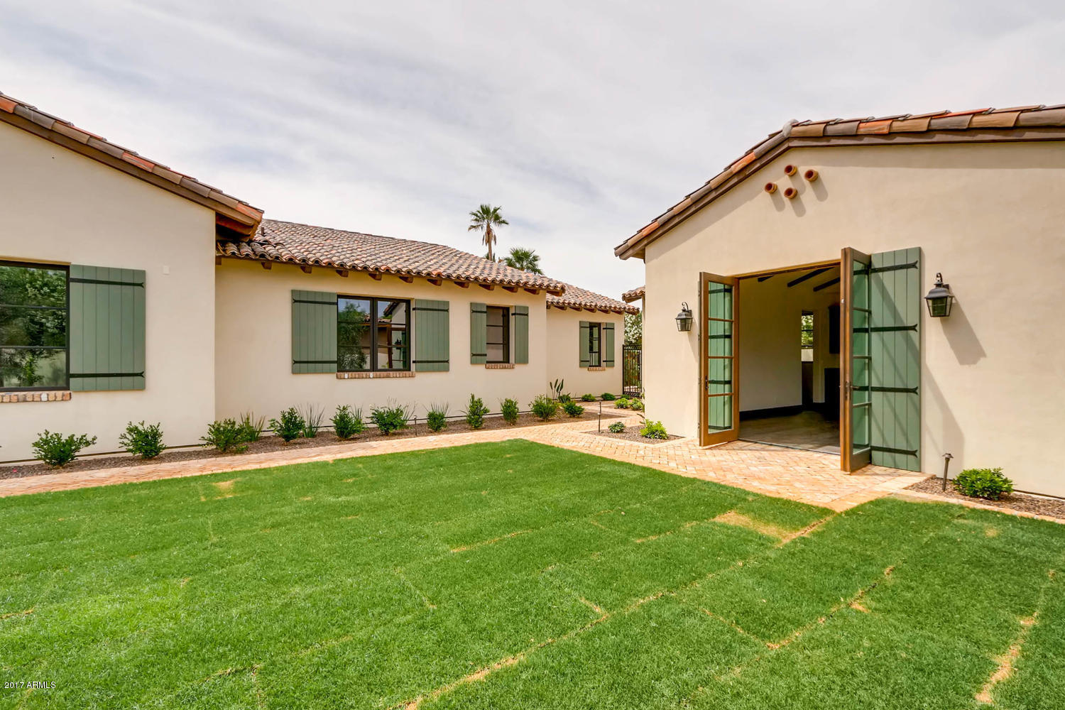 FRANCISCAN TERRACE - Residential