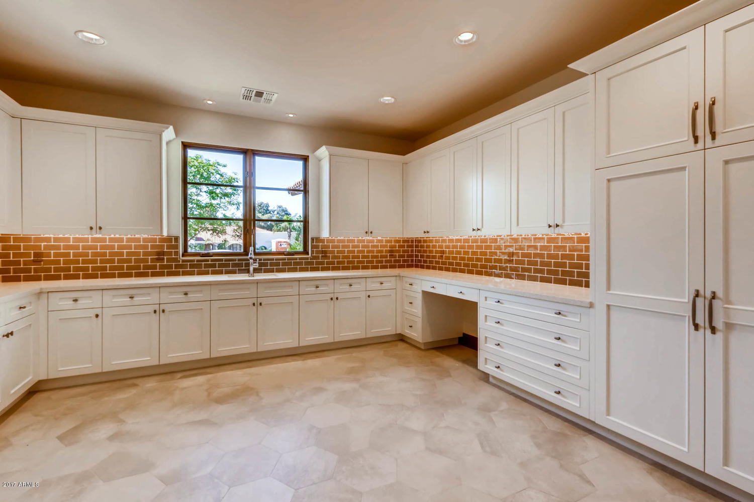 FRANCISCAN TERRACE - Residential