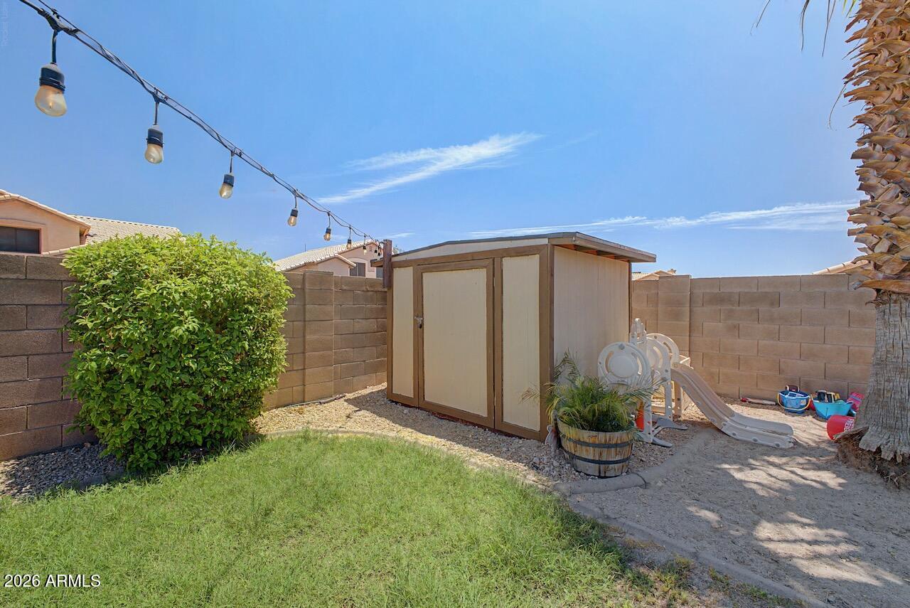 MOUNTAINGATE UNIT 1 - Residential