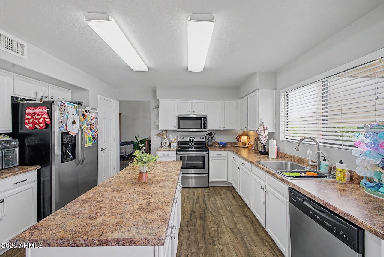 MOUNTAINGATE UNIT 1 - Residential