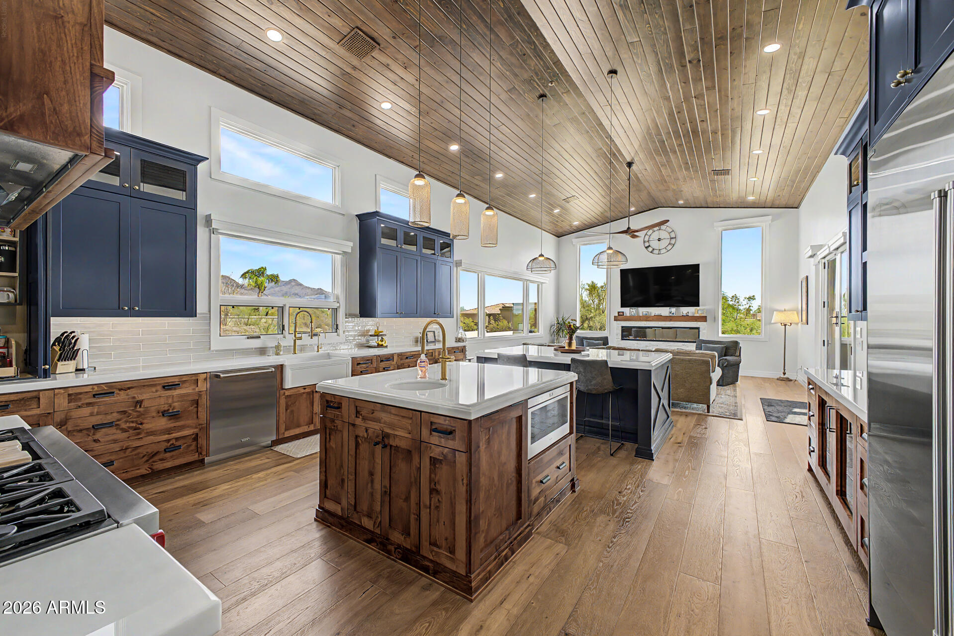 PINNACLE PEAK VISTAS 3 LOT 1-210 TR A-B - Residential