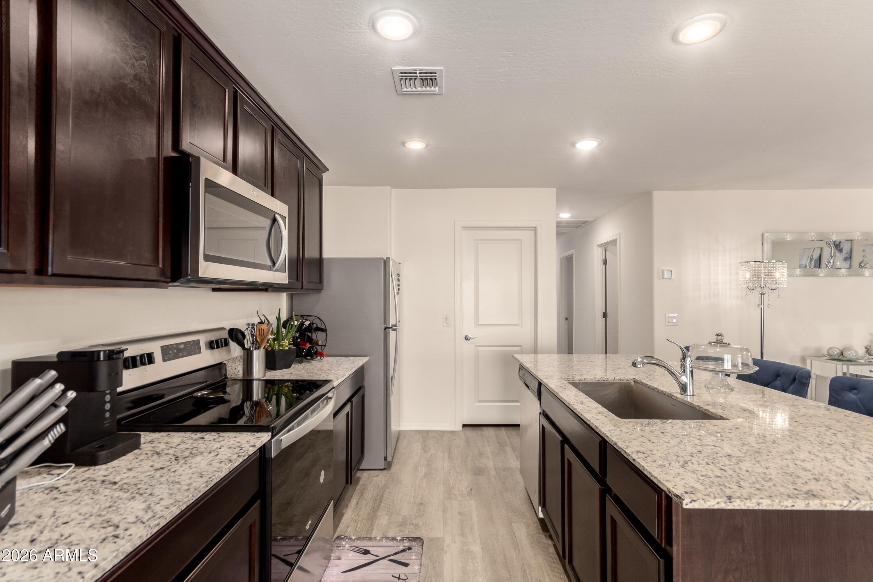 MISSION RANCH - Residential