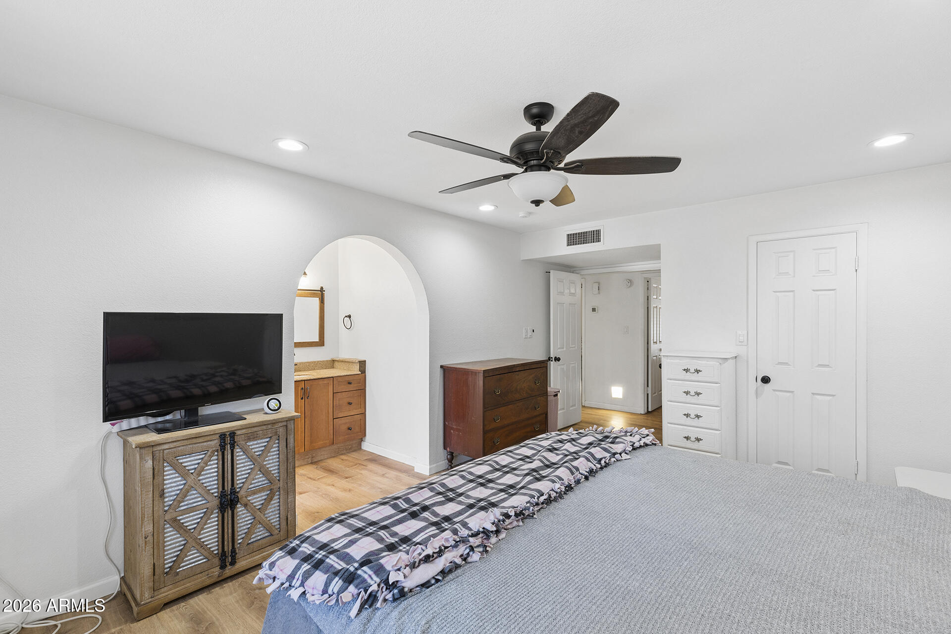 BELLAIR UNIT 5 - Residential
