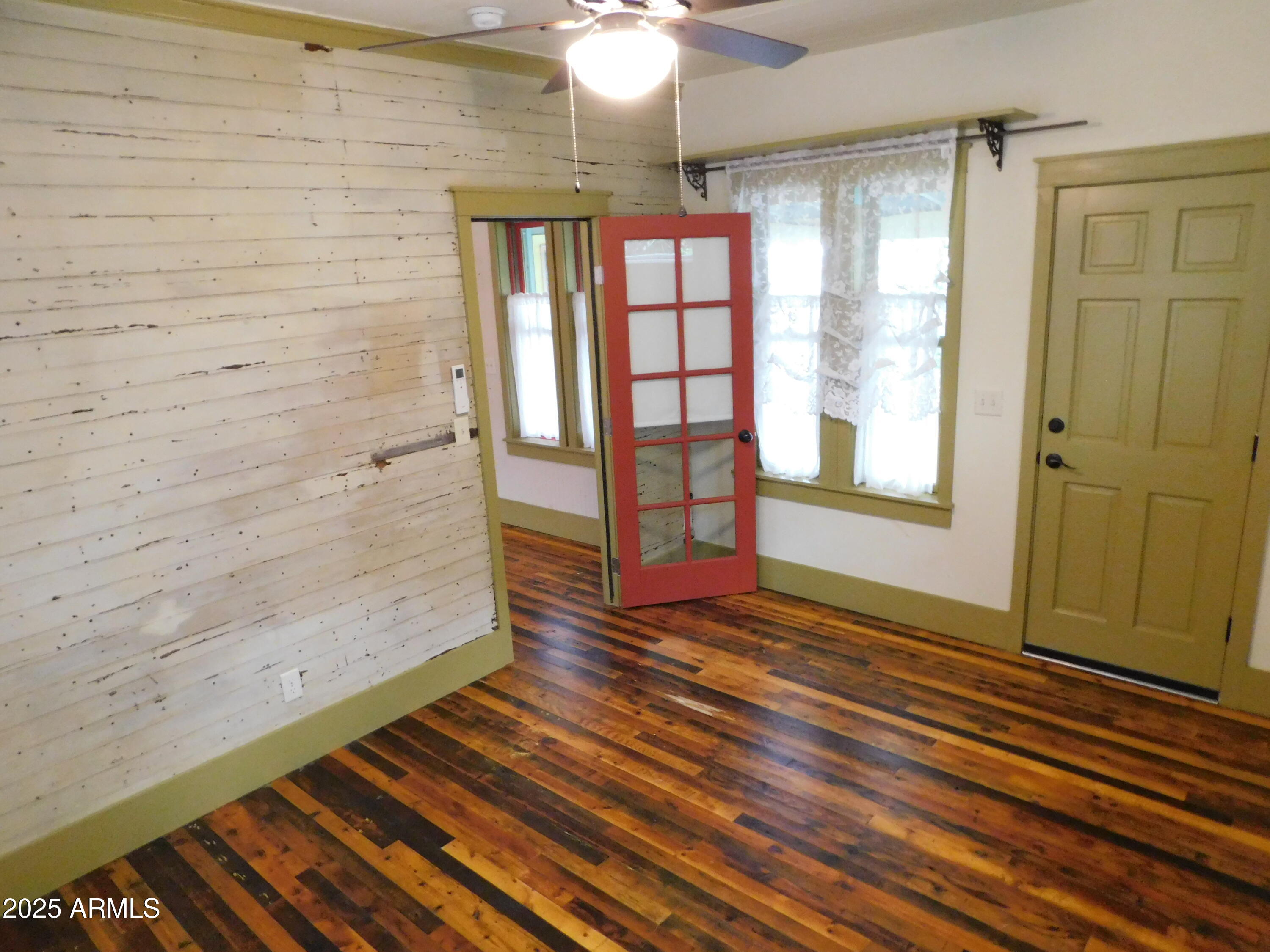 OLD BISBEE - Residential Income
