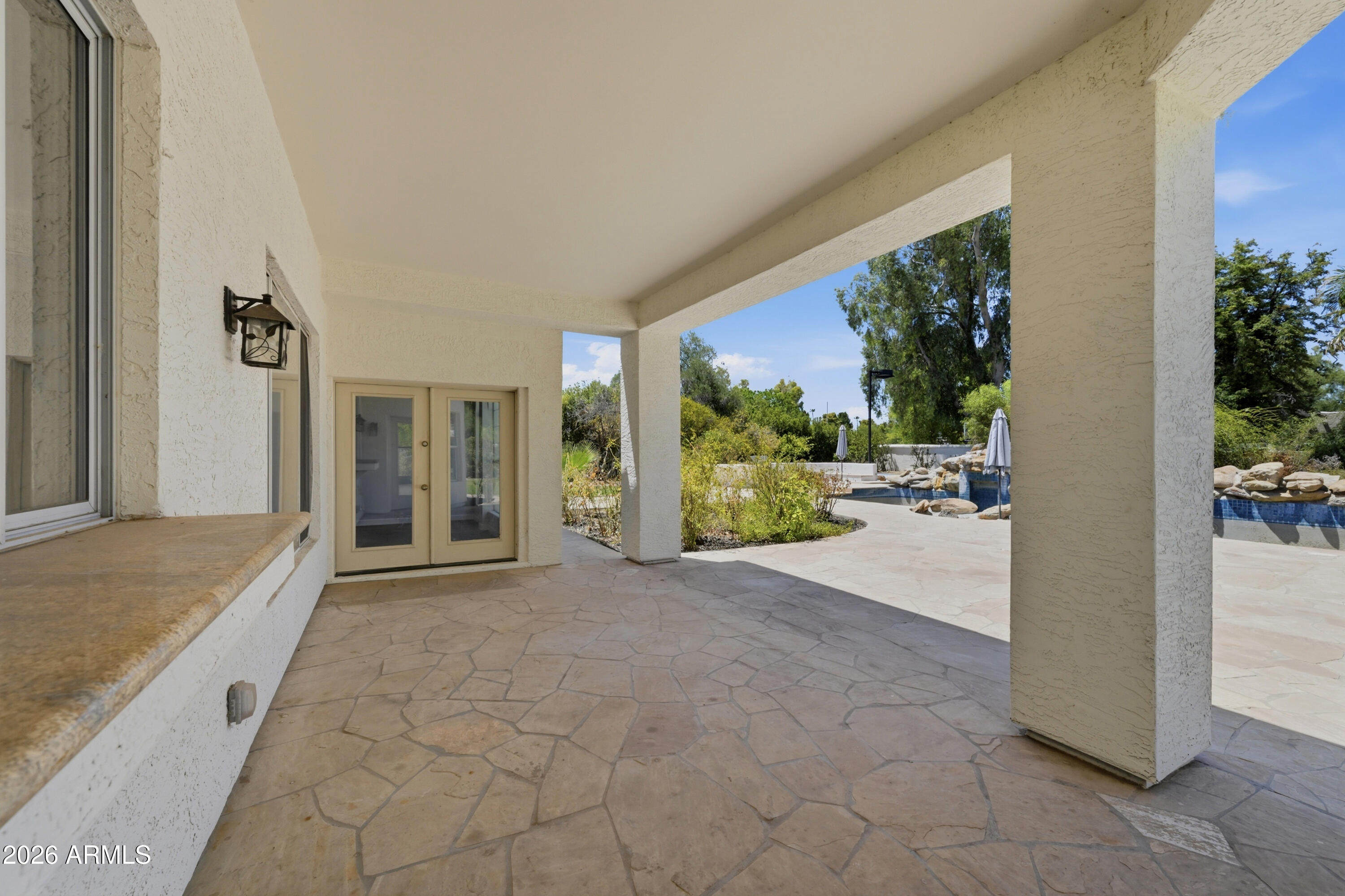 PARADISE FARMS - Residential
