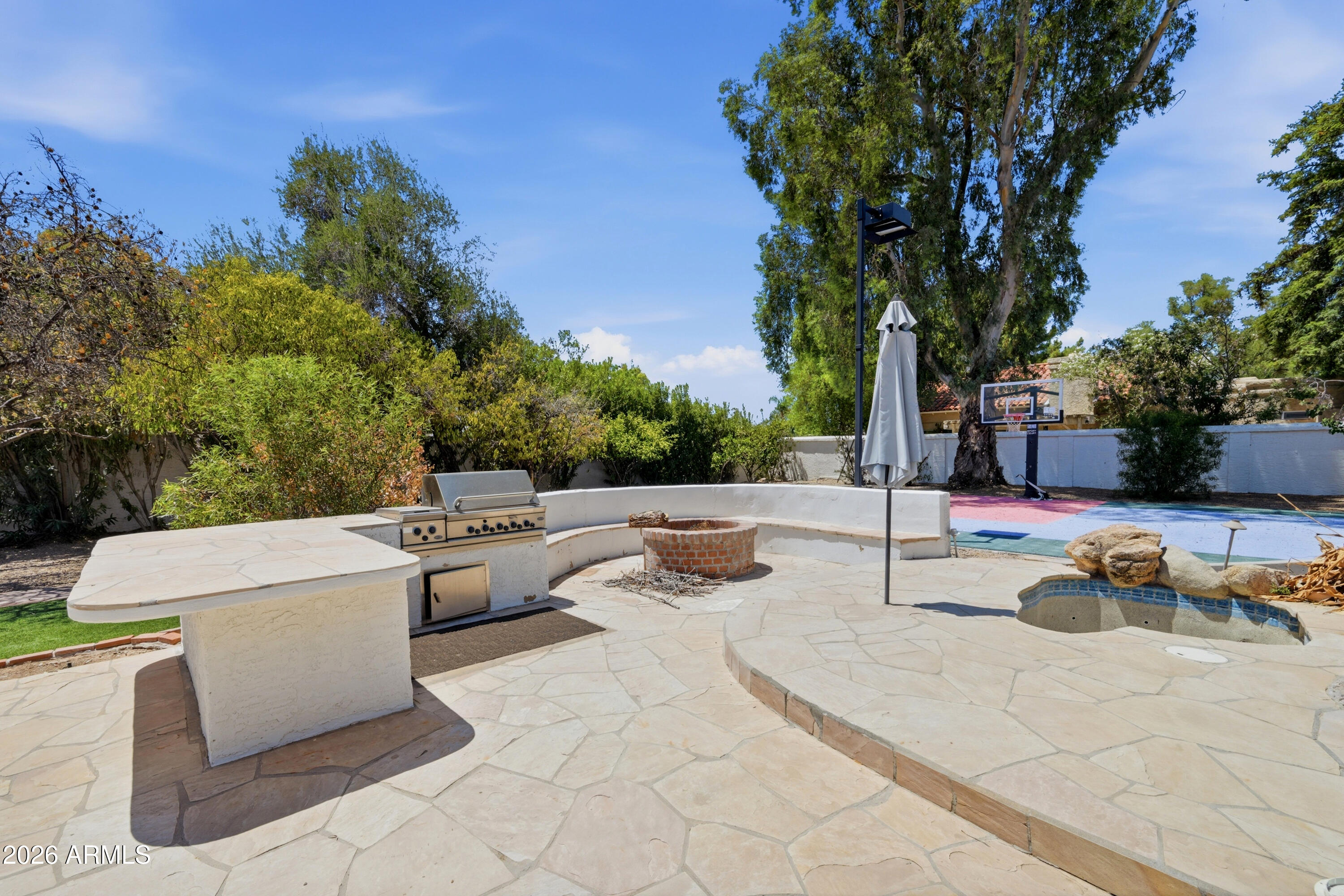 PARADISE FARMS - Residential