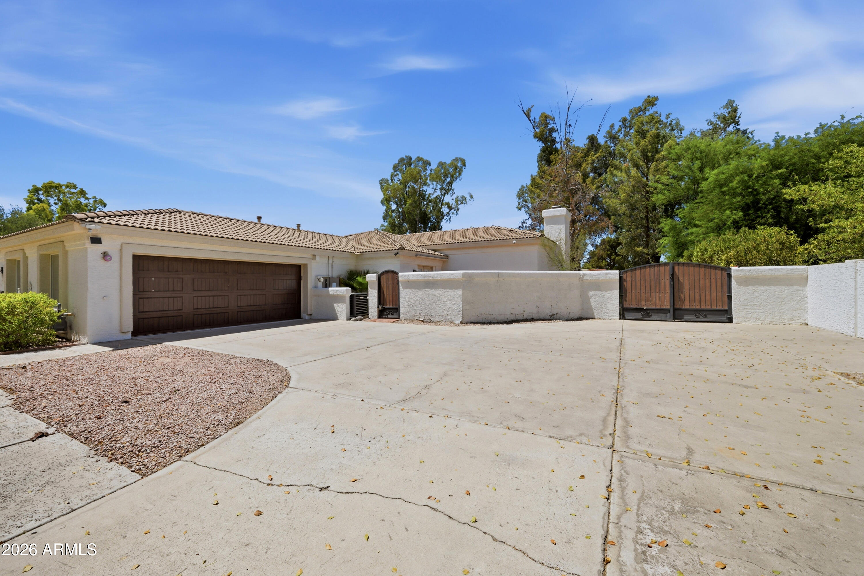 PARADISE FARMS - Residential