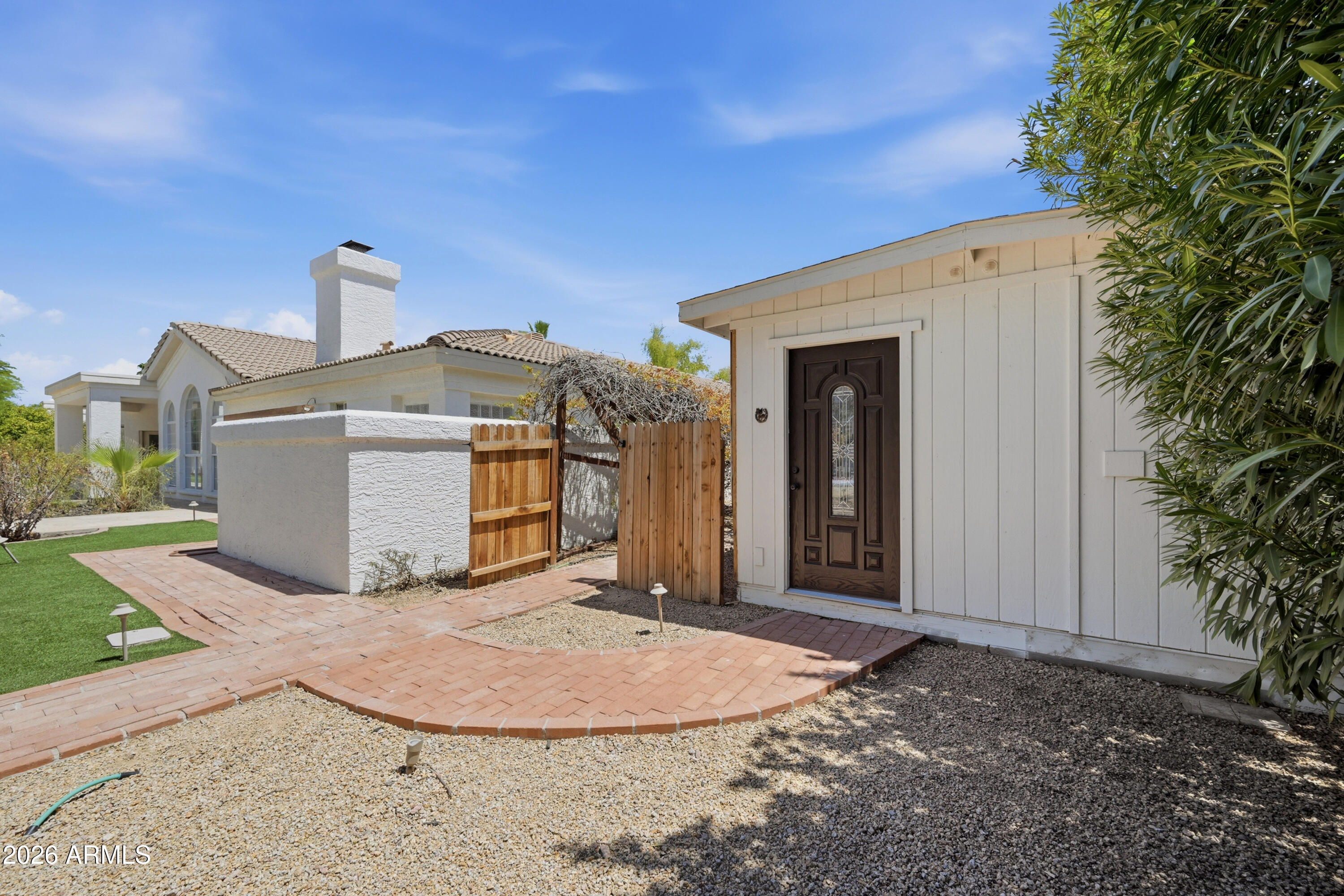 PARADISE FARMS - Residential