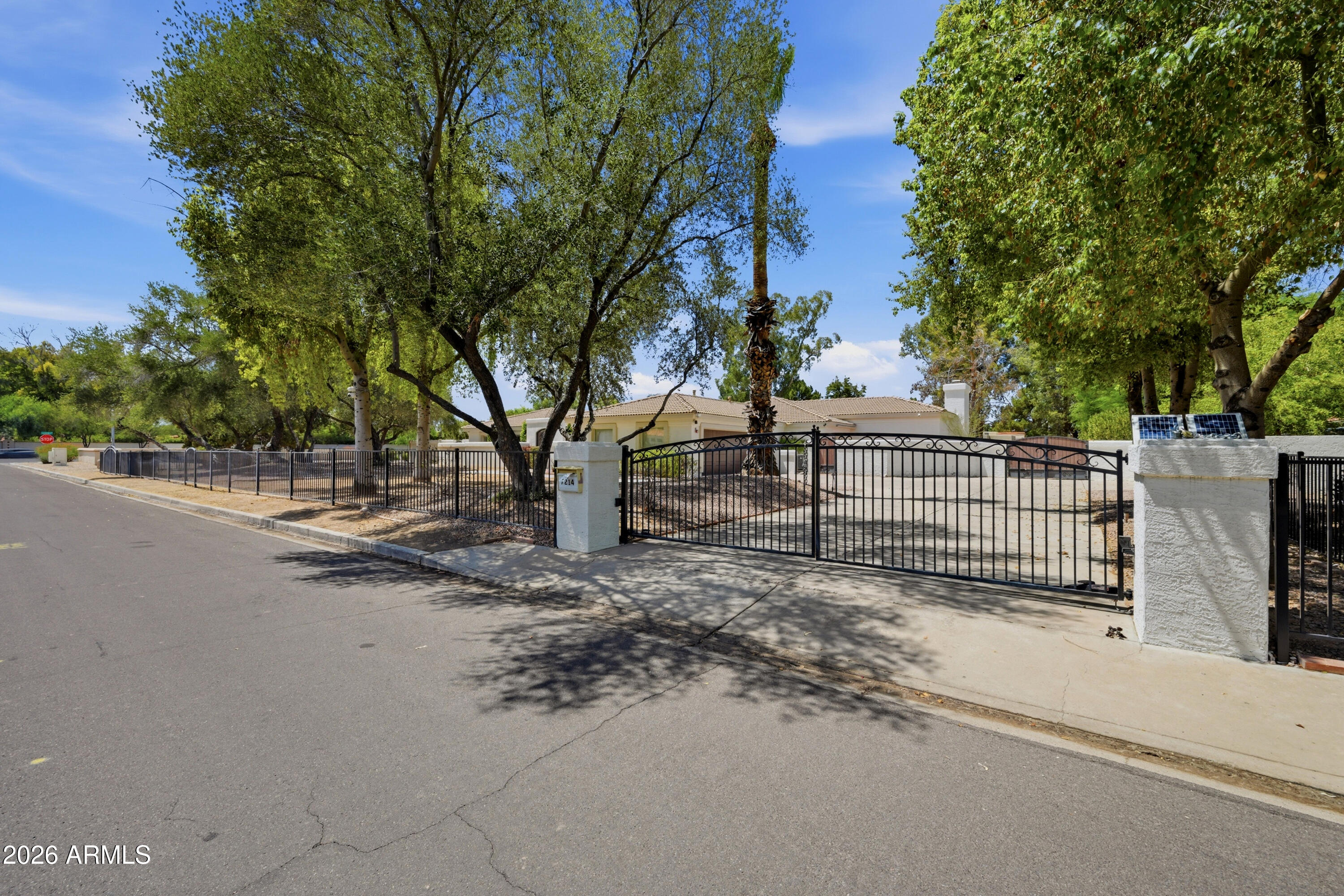 PARADISE FARMS - Residential