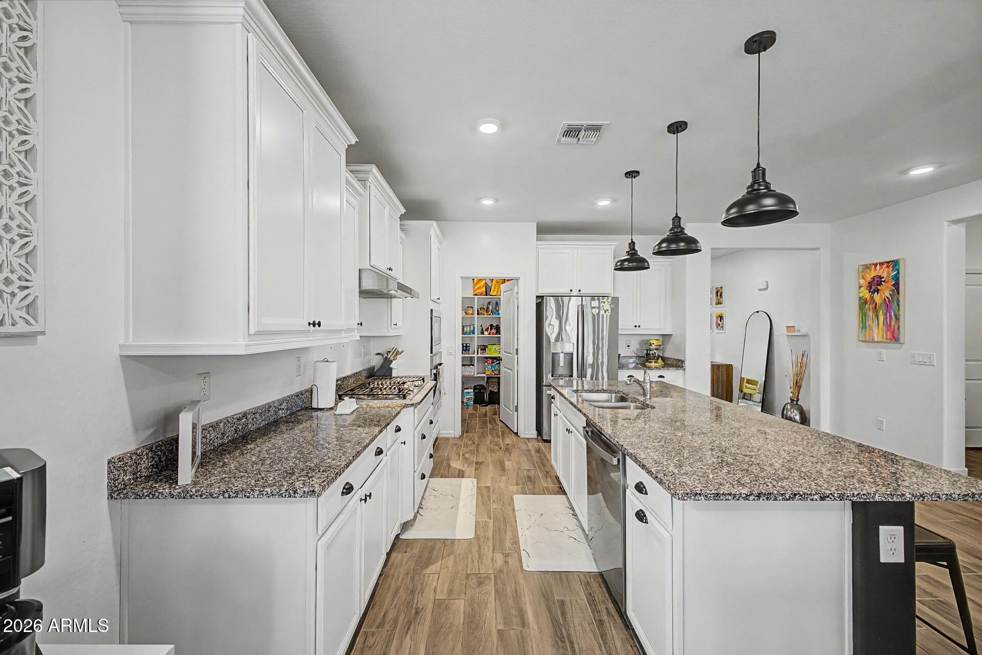 EASTMARK DEVELOPMENT UNIT 6 SOUTH PRCLS 6-10 THRU - Residential