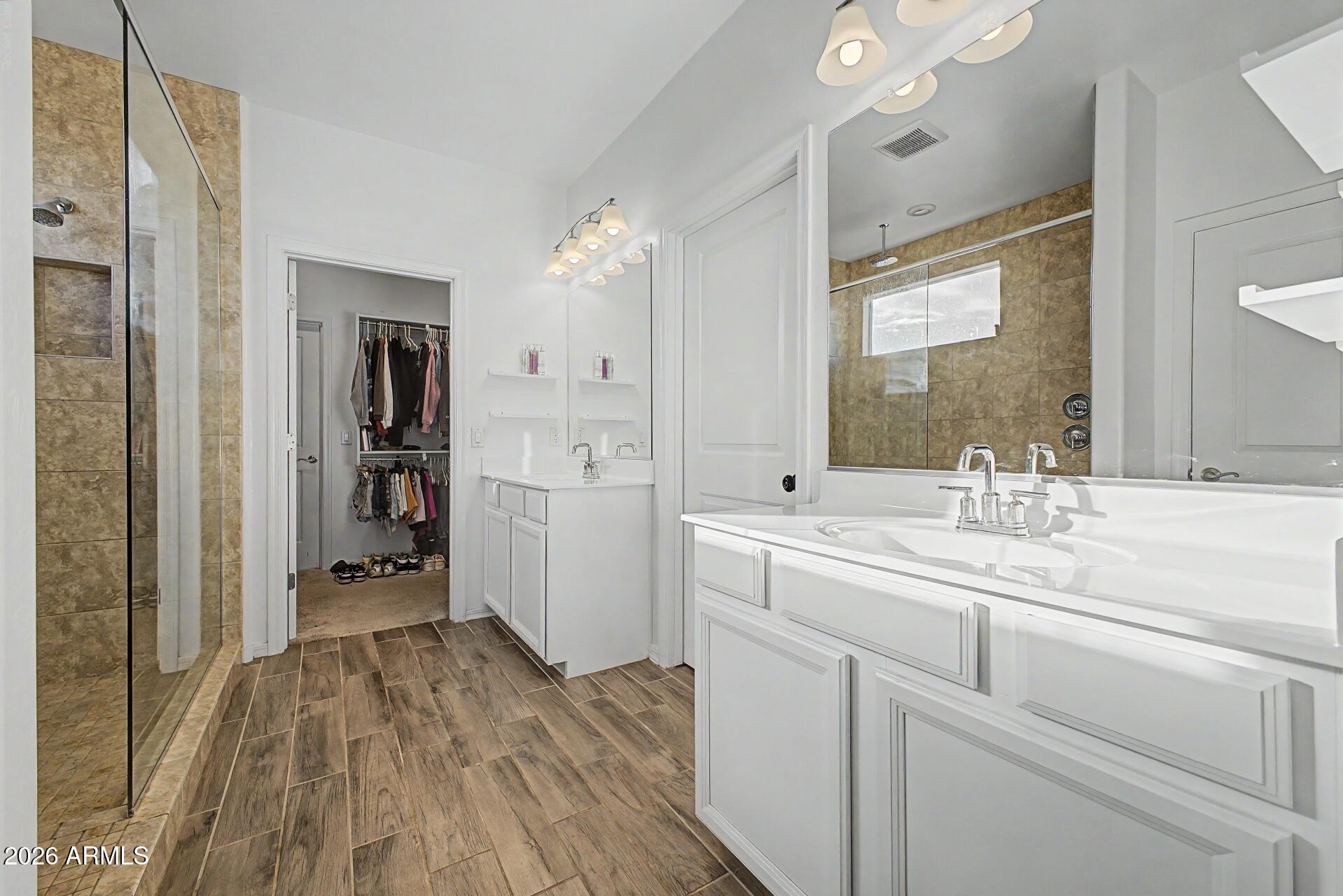 EASTMARK DEVELOPMENT UNIT 6 SOUTH PRCLS 6-10 THRU - Residential