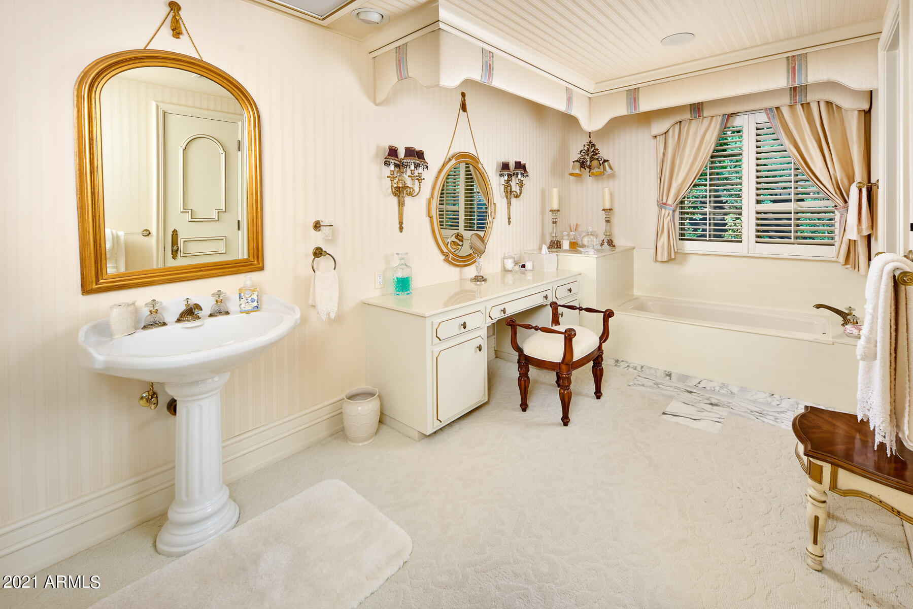 BILTMORE ESTATES - Residential
