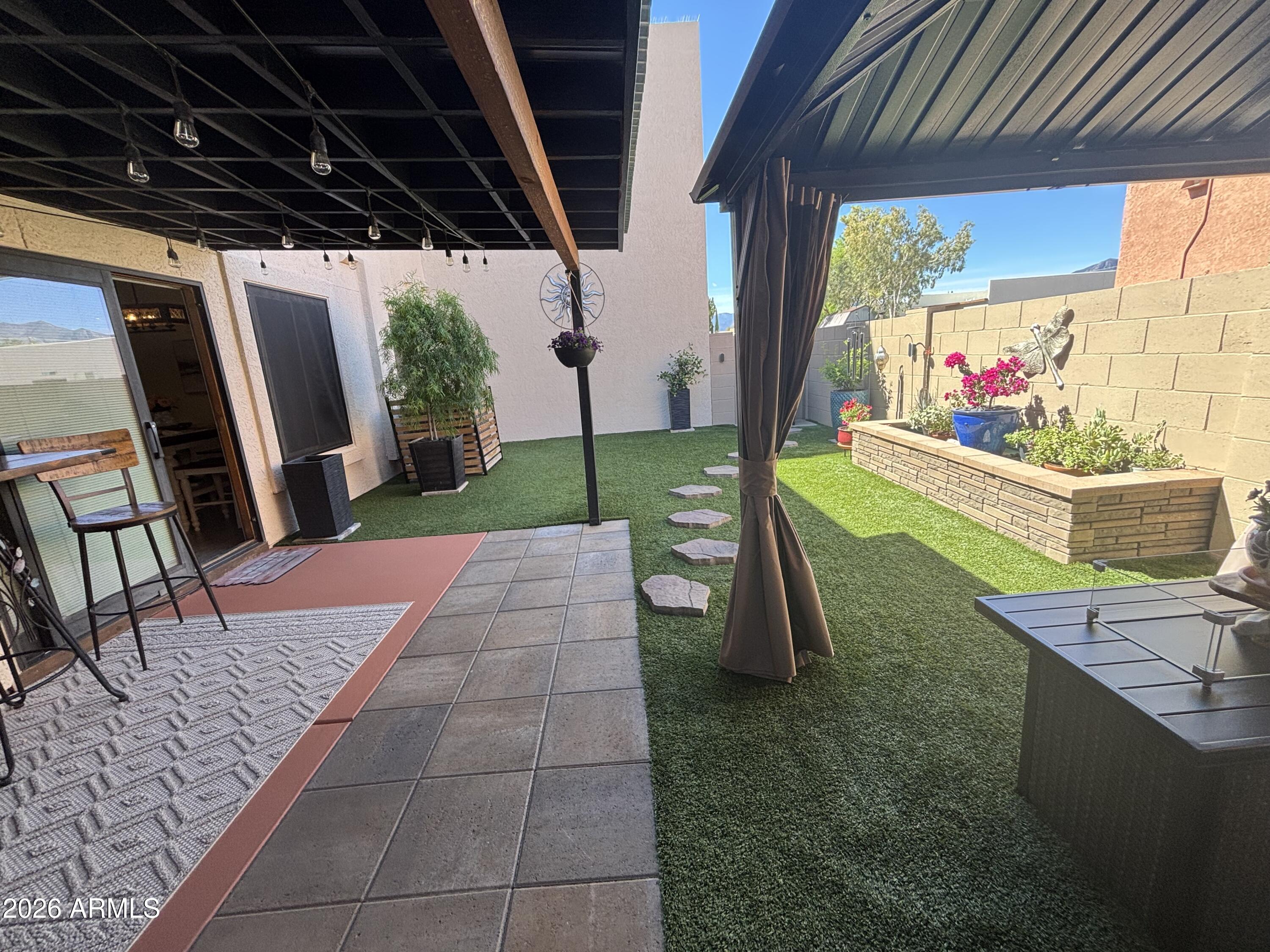 OCOTILLO VILLAS - Residential