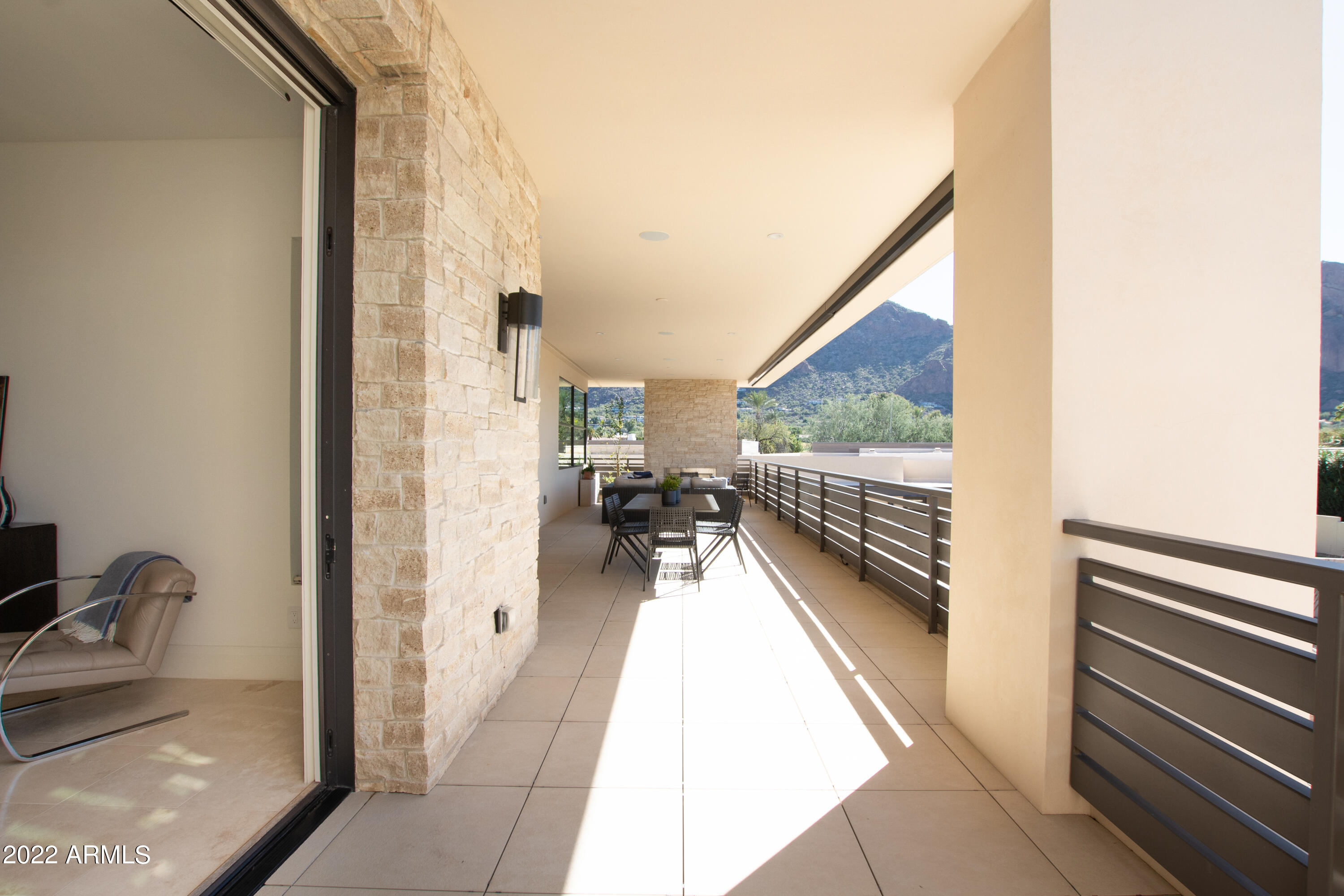 VILLAS AT MOUNTAIN SHADOWS CONDOMINIUMS 2 AMD - Residential