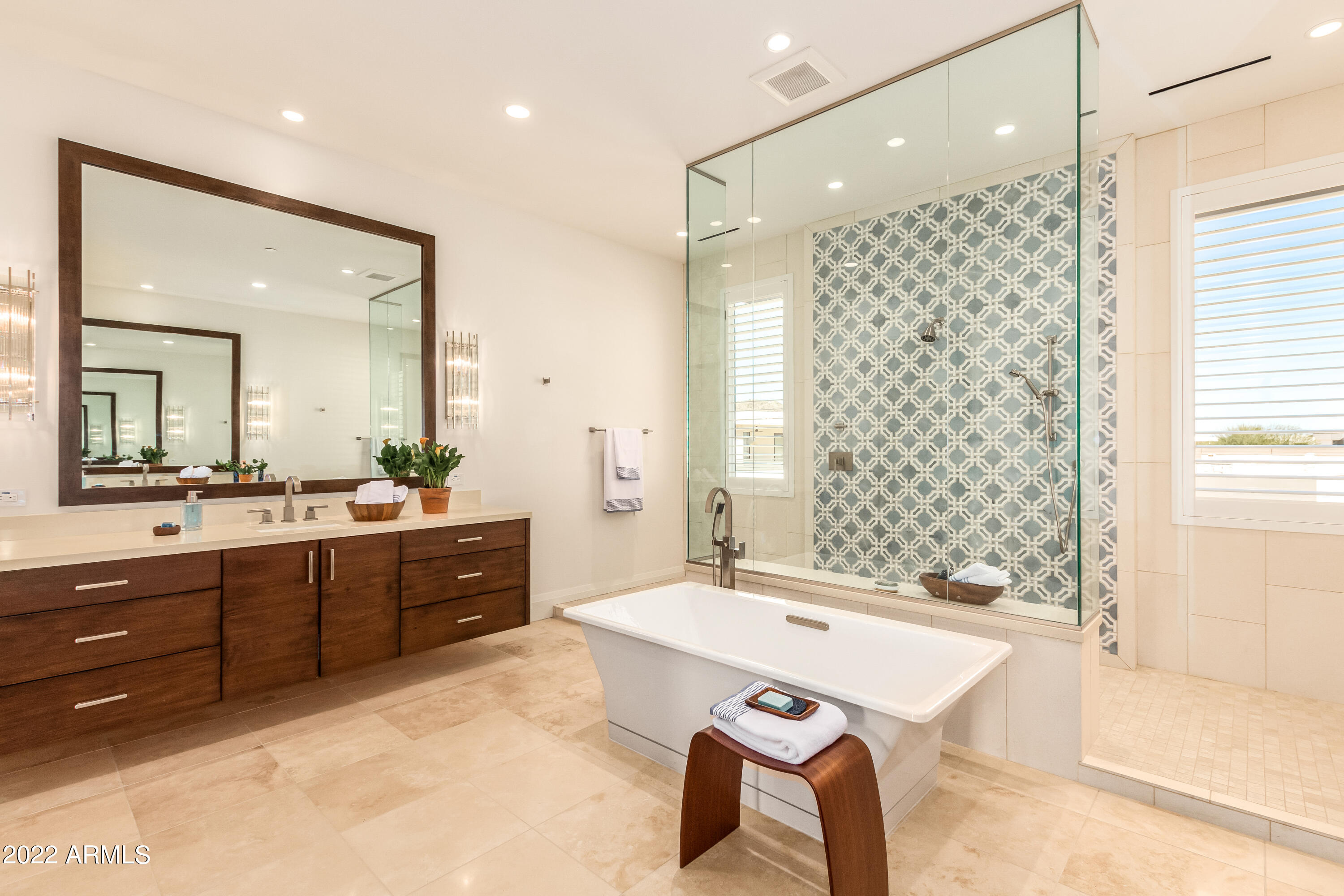 VILLAS AT MOUNTAIN SHADOWS CONDOMINIUMS 2 AMD - Residential