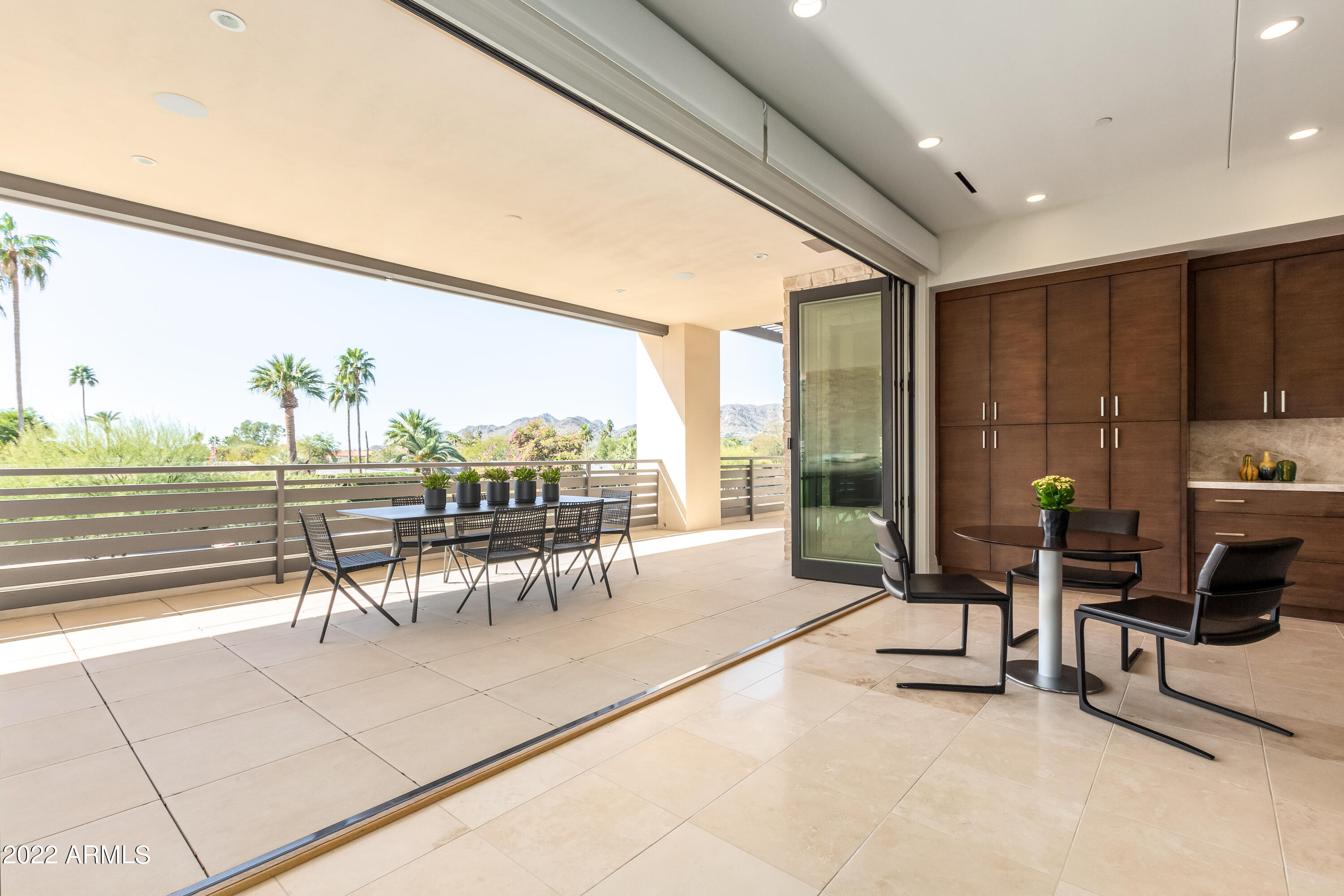 VILLAS AT MOUNTAIN SHADOWS CONDOMINIUMS 2 AMD - Residential