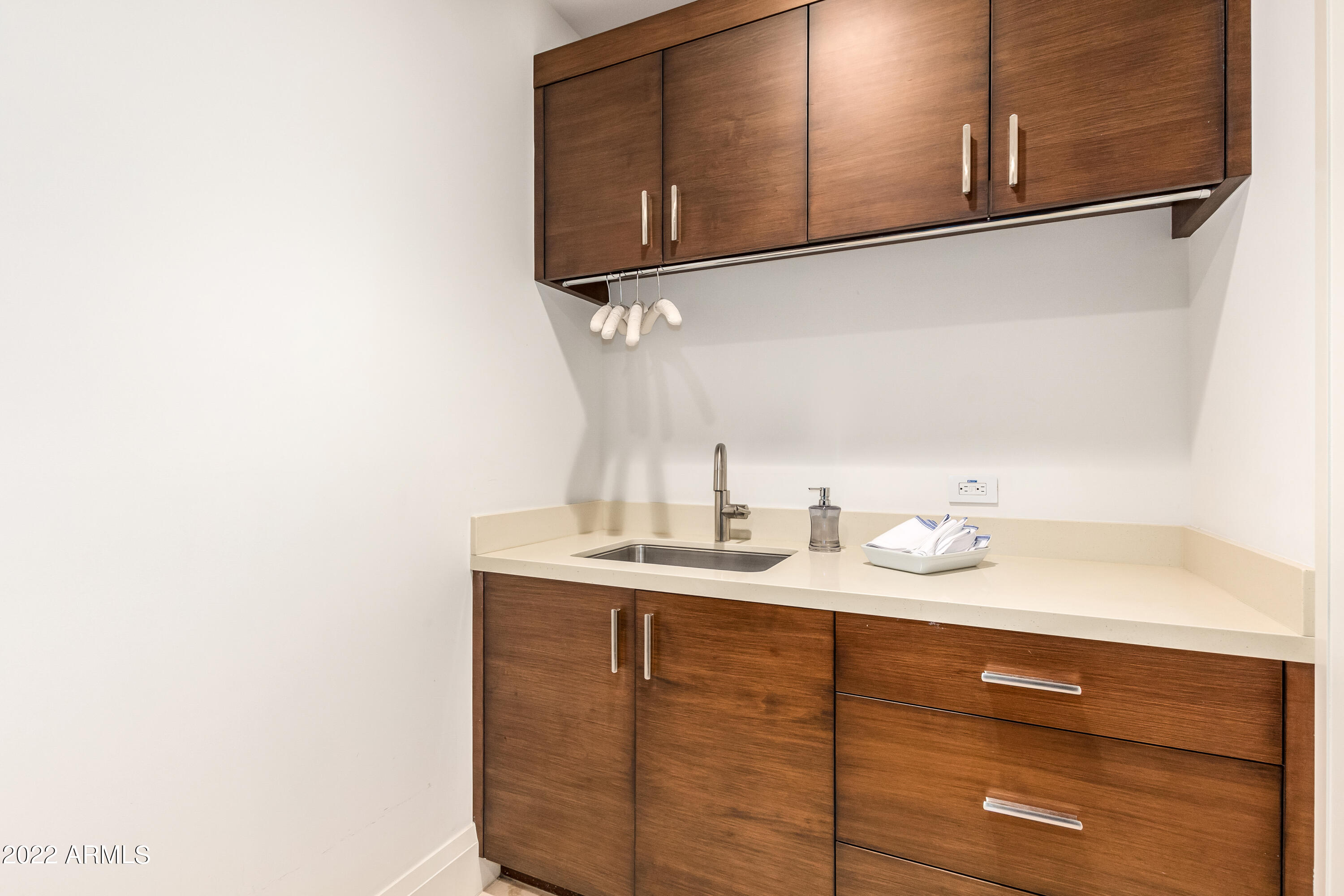 VILLAS AT MOUNTAIN SHADOWS CONDOMINIUMS 2 AMD - Residential
