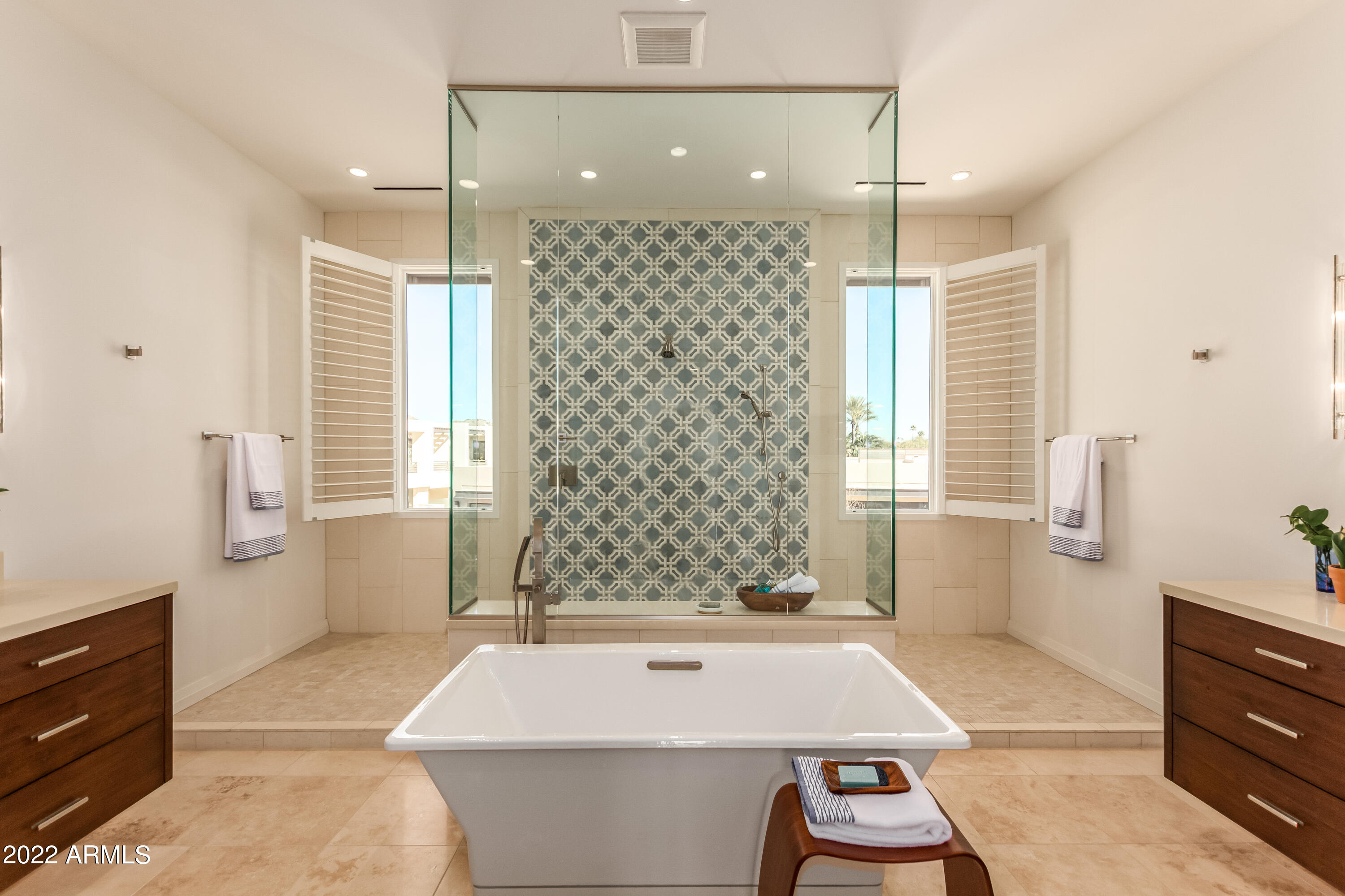 VILLAS AT MOUNTAIN SHADOWS CONDOMINIUMS 2 AMD - Residential