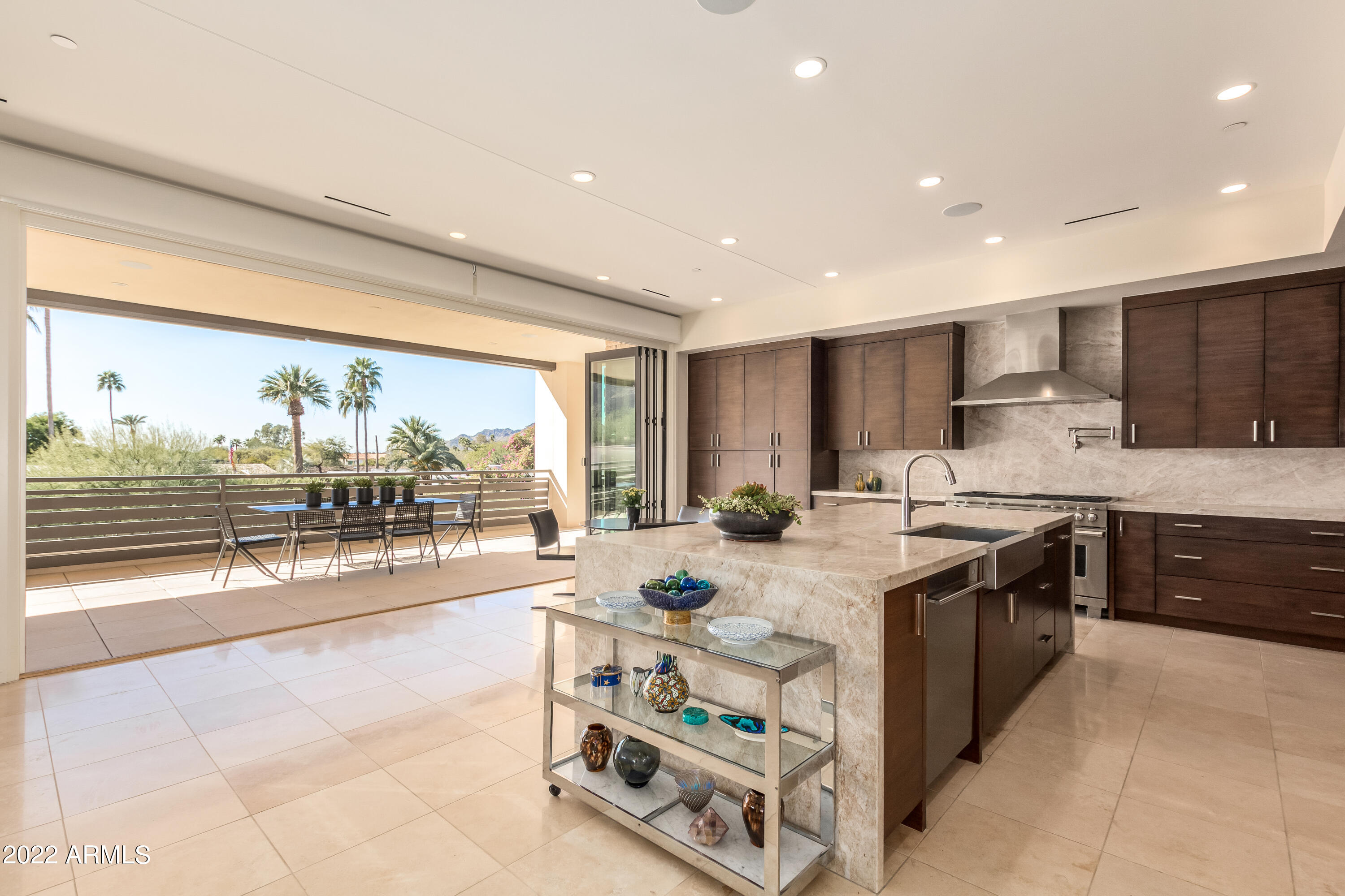 VILLAS AT MOUNTAIN SHADOWS CONDOMINIUMS 2 AMD - Residential