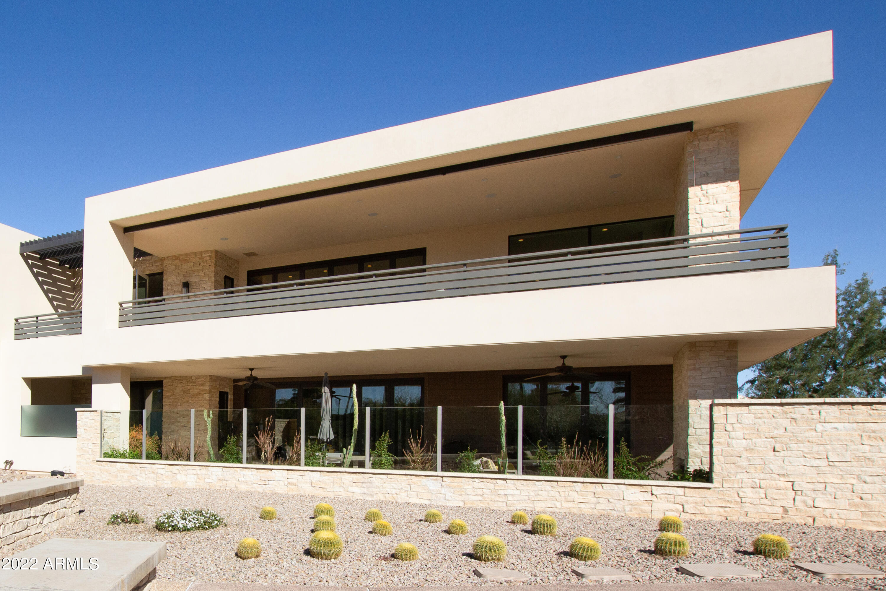 VILLAS AT MOUNTAIN SHADOWS CONDOMINIUMS 2 AMD - Residential
