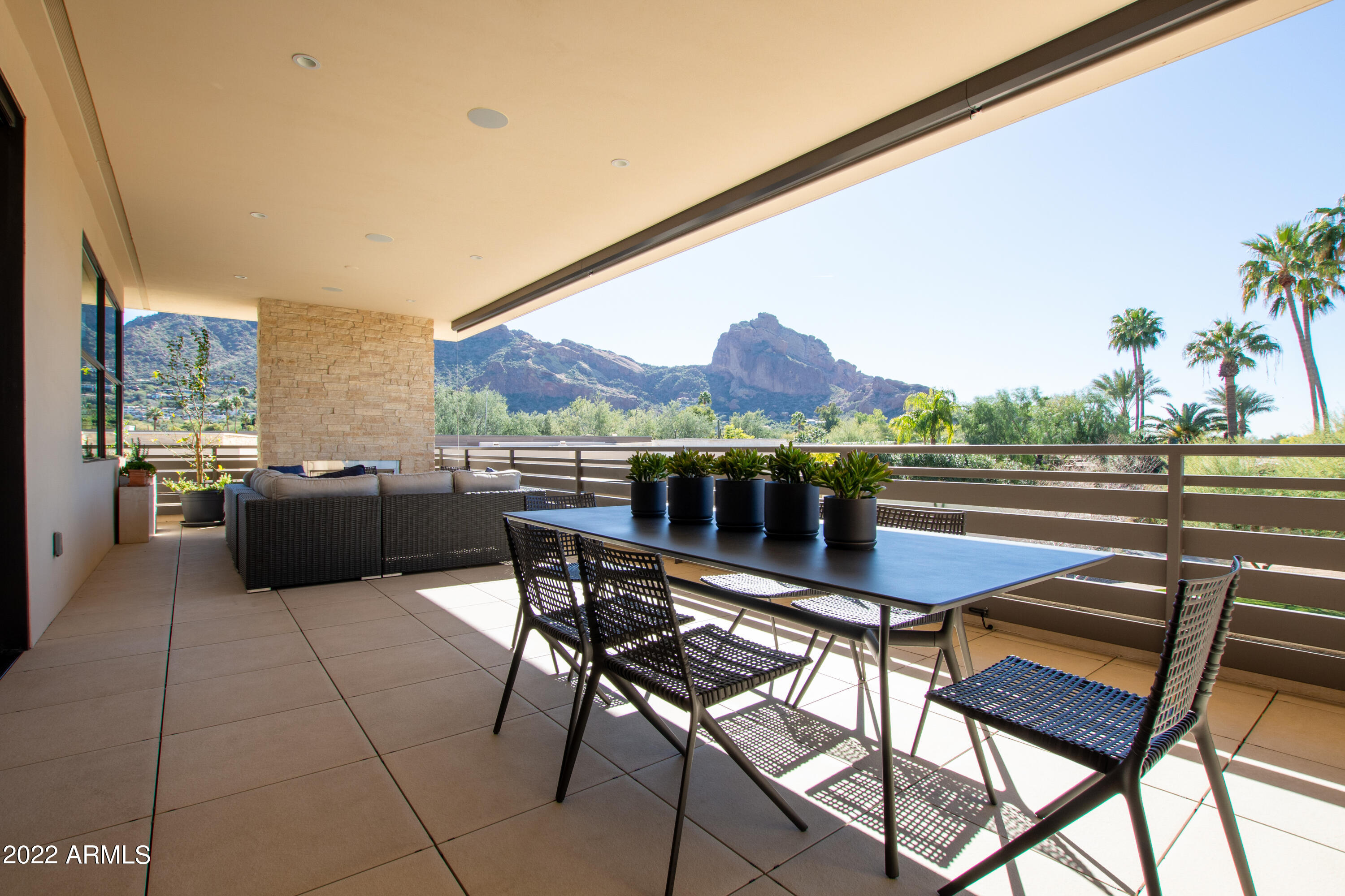 VILLAS AT MOUNTAIN SHADOWS CONDOMINIUMS 2 AMD - Residential