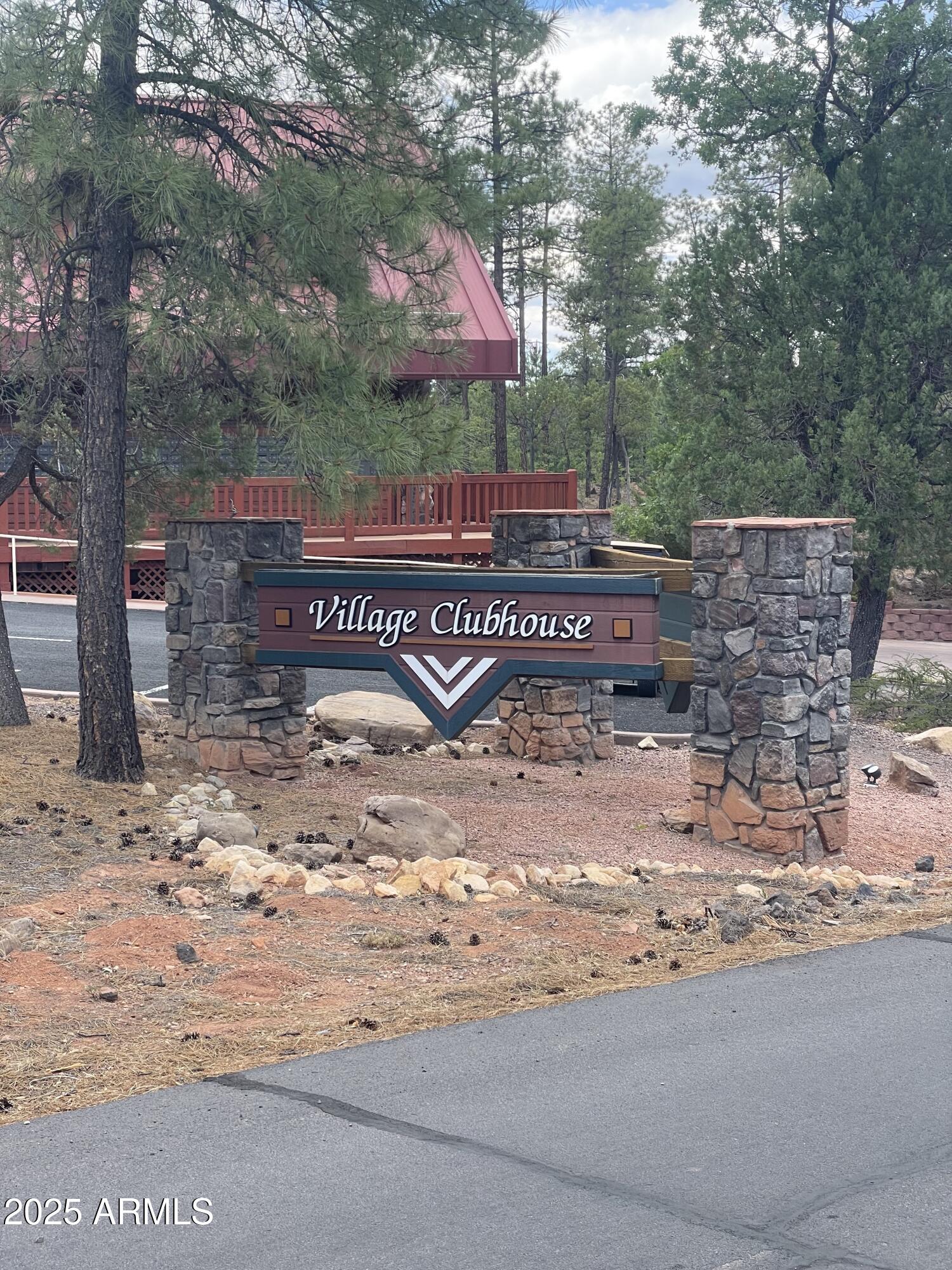 WHITE MOUNTAIN VACATION VILLAGE UNIT 4 - Residential