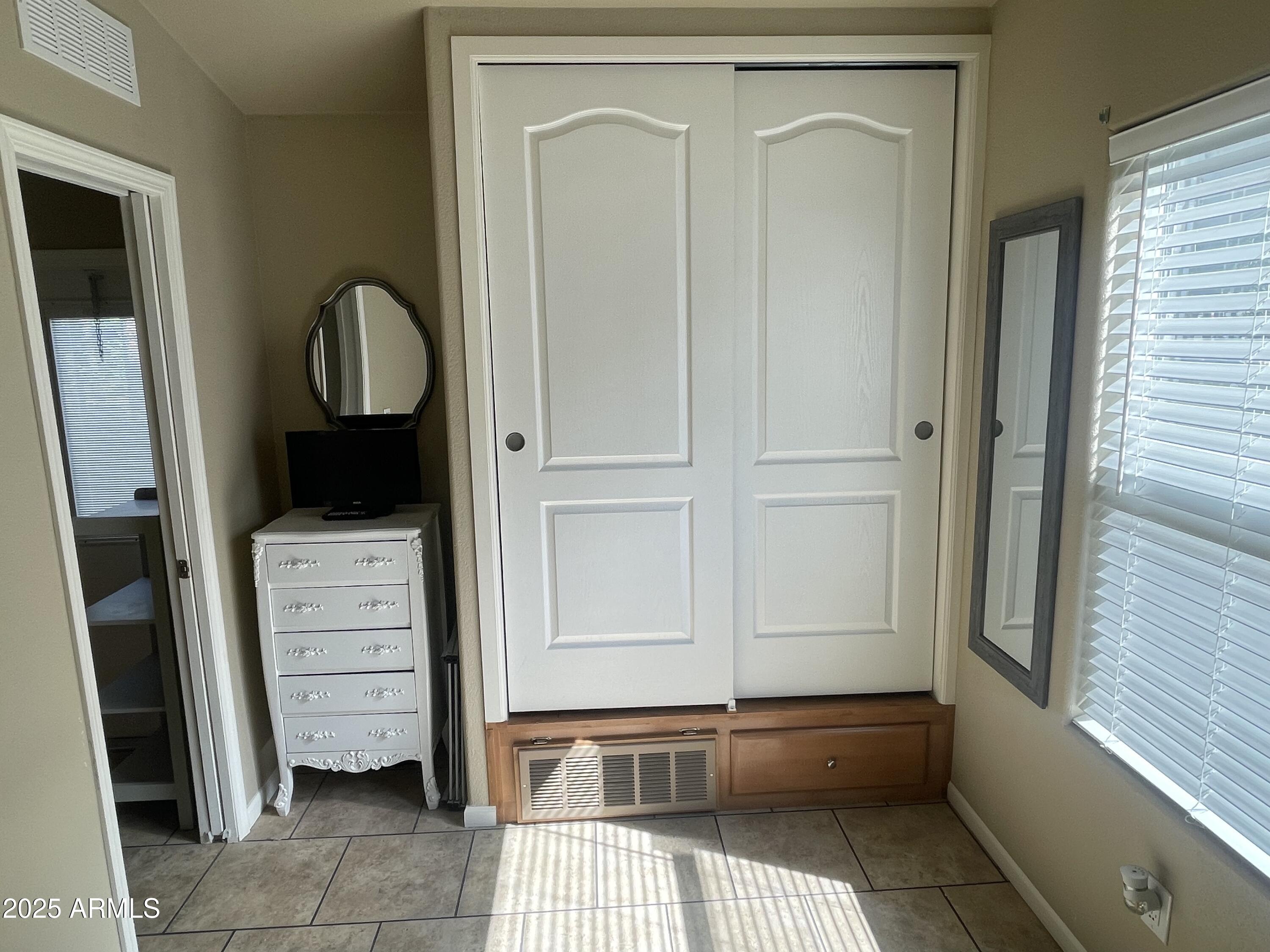 WHITE MOUNTAIN VACATION VILLAGE UNIT 4 - Residential