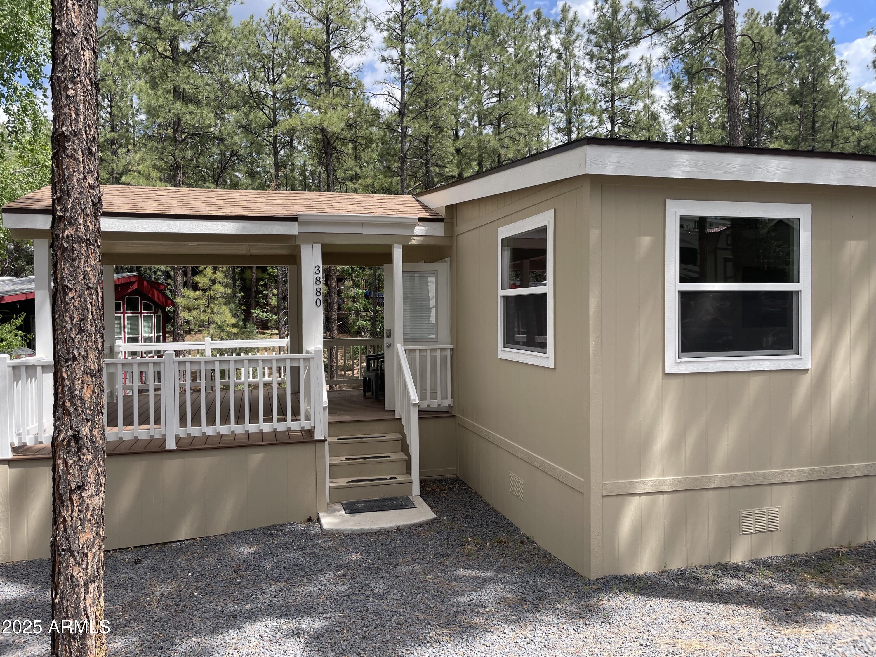 WHITE MOUNTAIN VACATION VILLAGE UNIT 4 - Residential