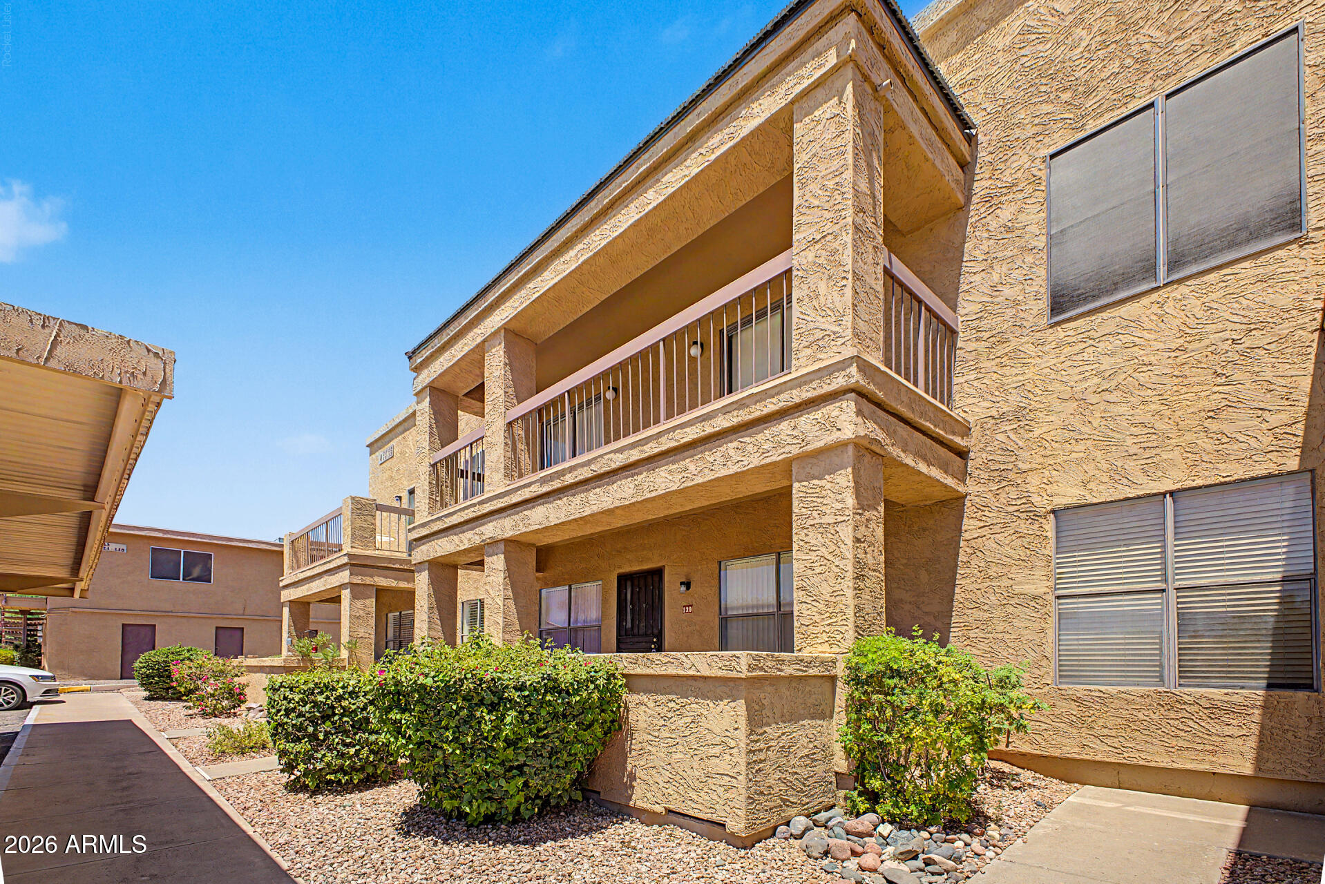 CENTER COURT VILLAS - Residential