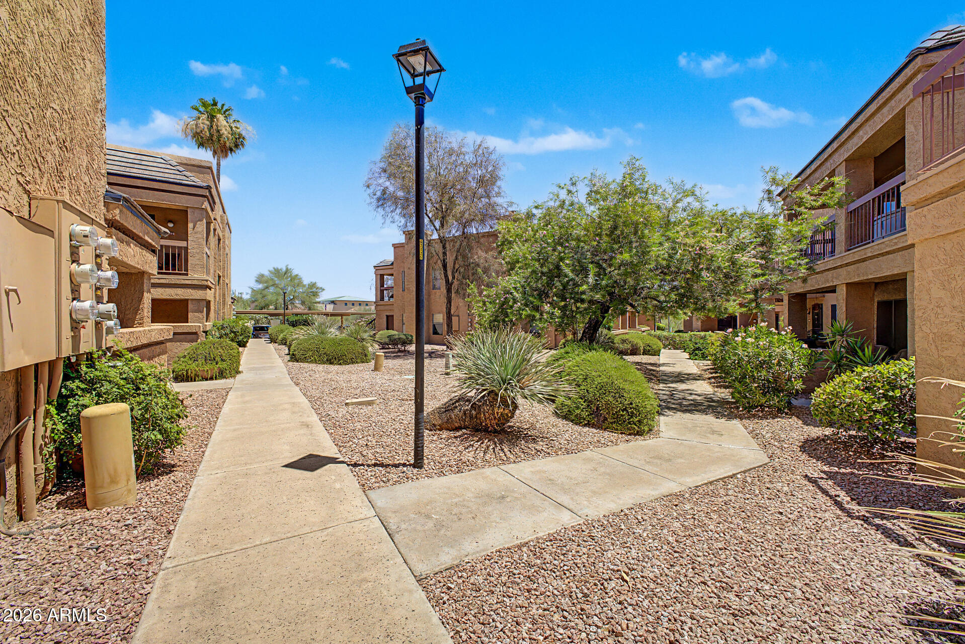 CENTER COURT VILLAS - Residential