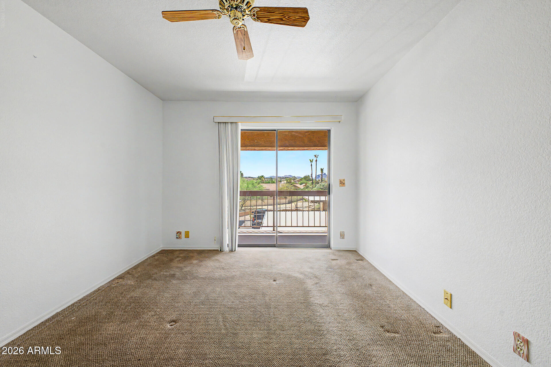 CENTER COURT VILLAS - Residential
