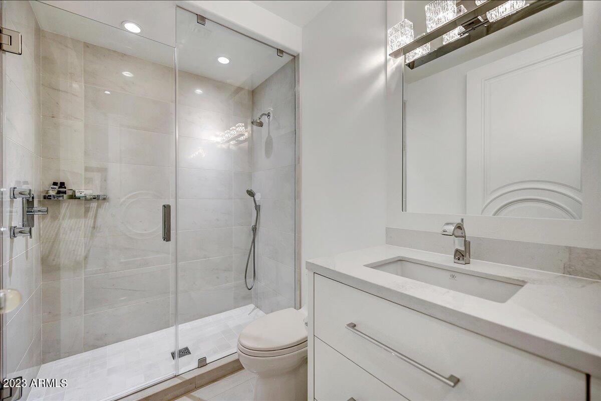 ESPLANADE PLACE CONDOMINIUM AMD - Residential