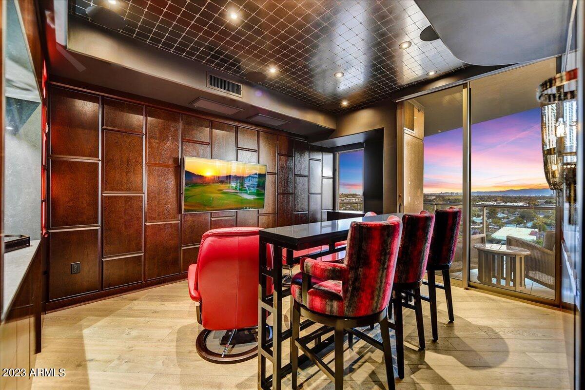ESPLANADE PLACE CONDOMINIUM AMD - Residential