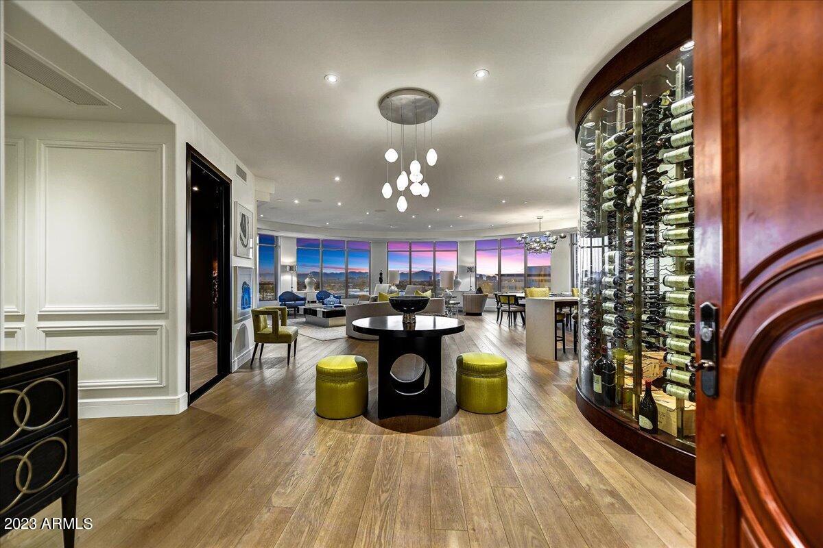 ESPLANADE PLACE CONDOMINIUM AMD - Residential